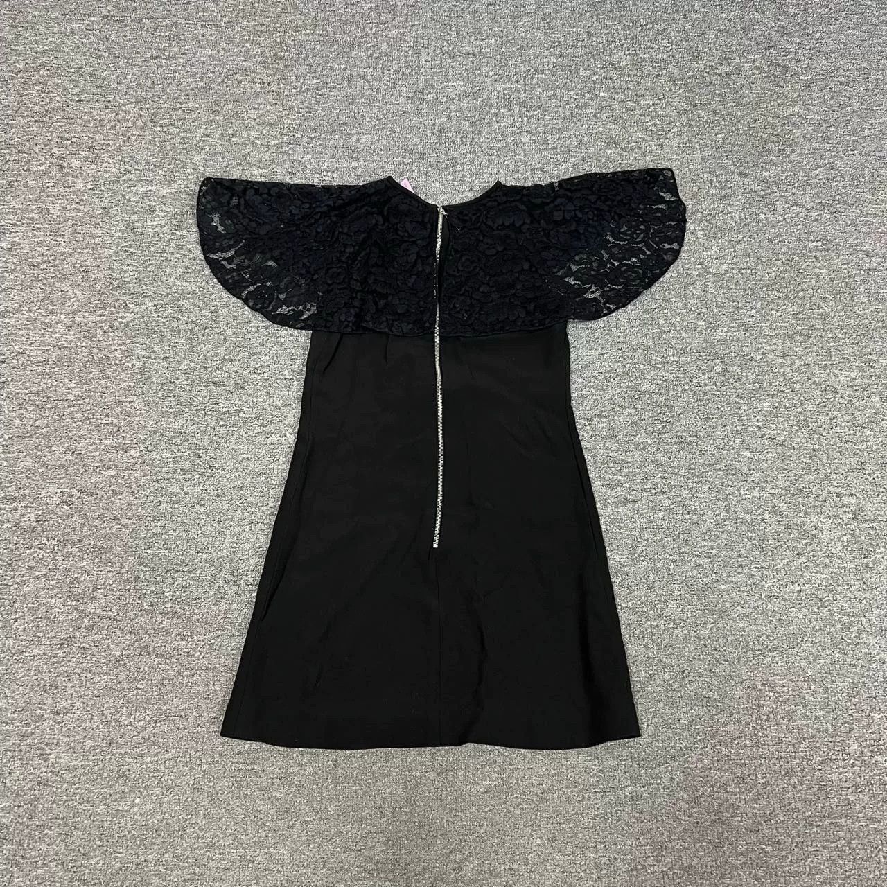 Louis Vuitton Louis Vuitton Lace Shawl Black Dress Size XS / US 0-2 / IT 36-38 - 6 Thumbnail