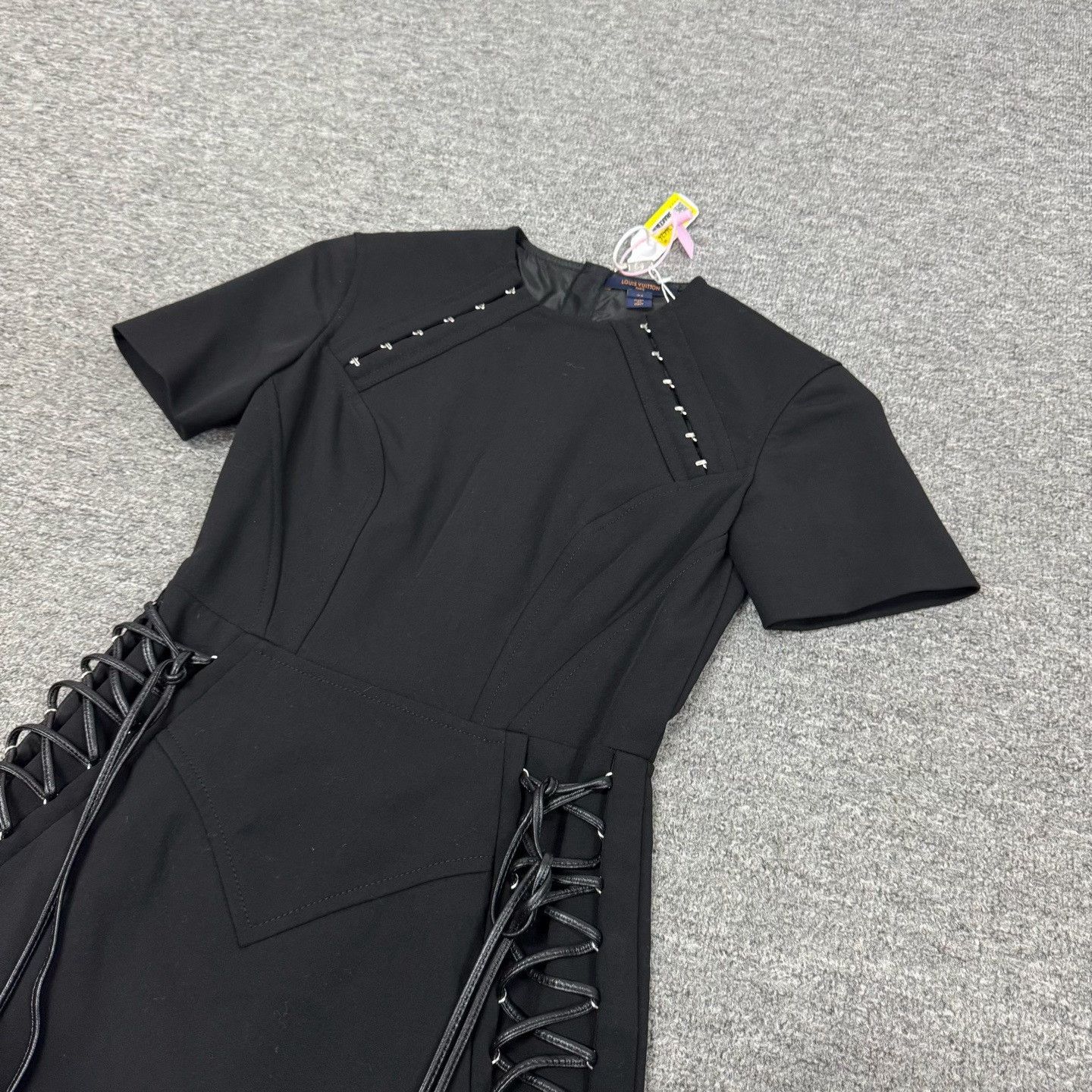 Louis Vuitton Louis Vuitton Black Strap Wool-Silk Dress 34 Size XXS / US 00 / IT 34 - 3 Thumbnail