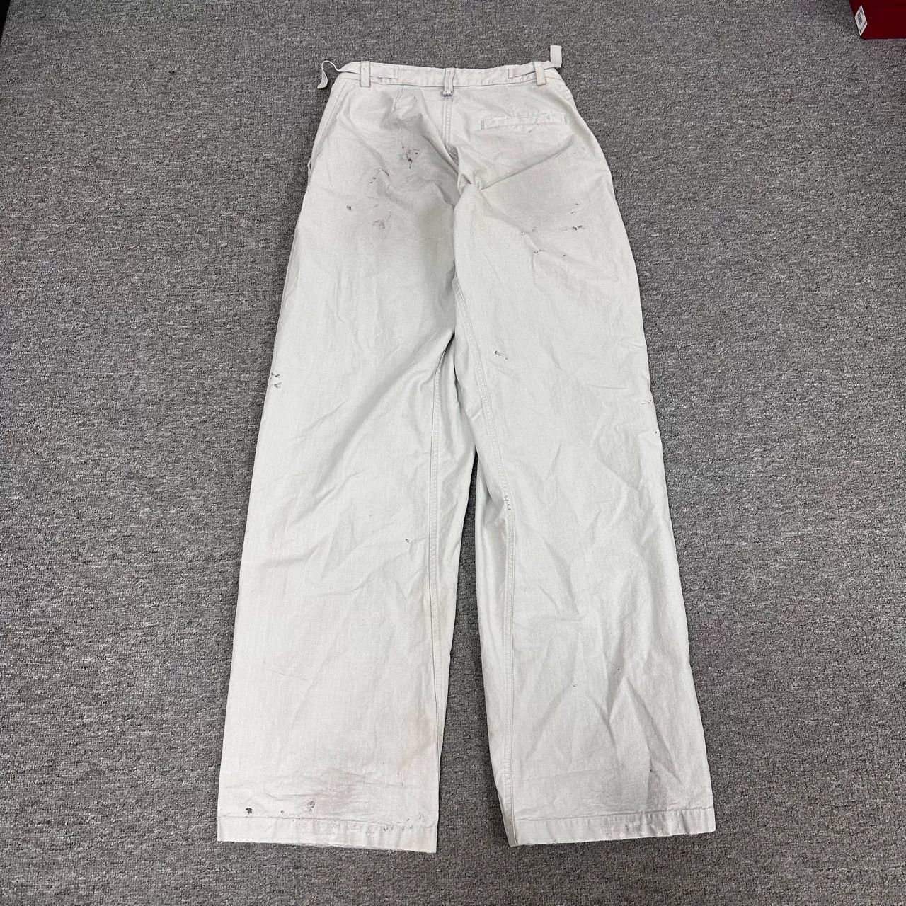 Balenciaga Balenciaga 2023 Minimal Distressed Cargo Pants Size US 26 / EU 42 - 2 Thumbnail