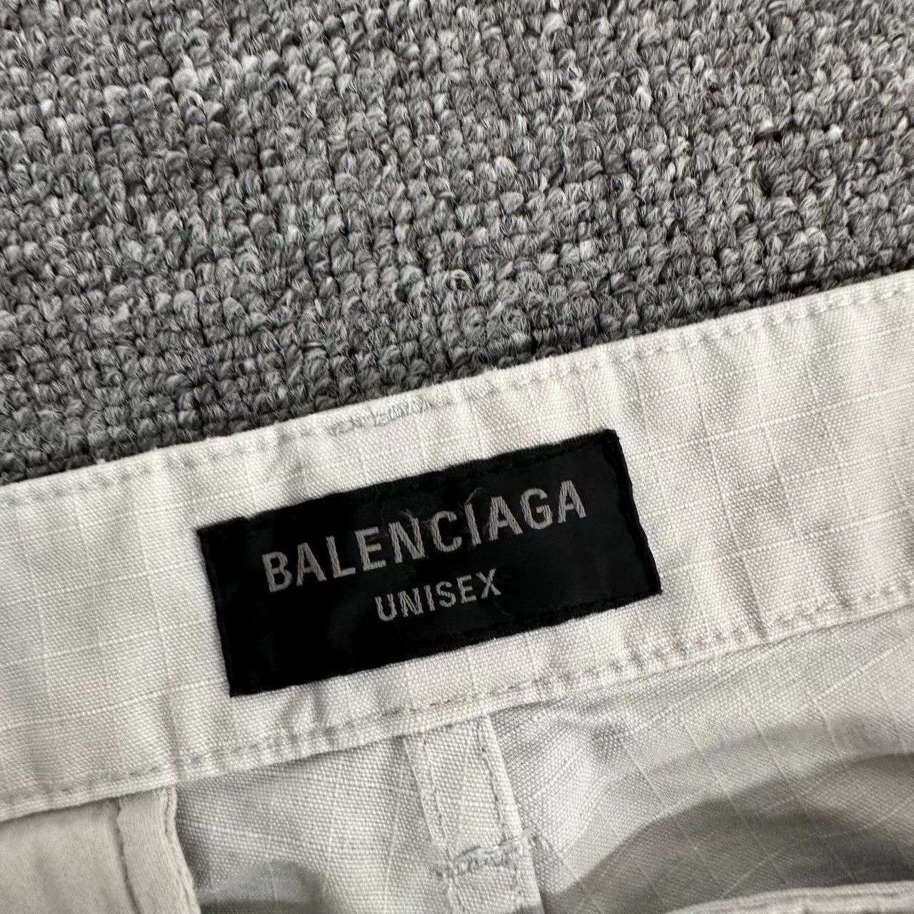 Balenciaga Balenciaga 2023 Minimal Distressed Cargo Pants Size US 26 / EU 42 - 5 Thumbnail