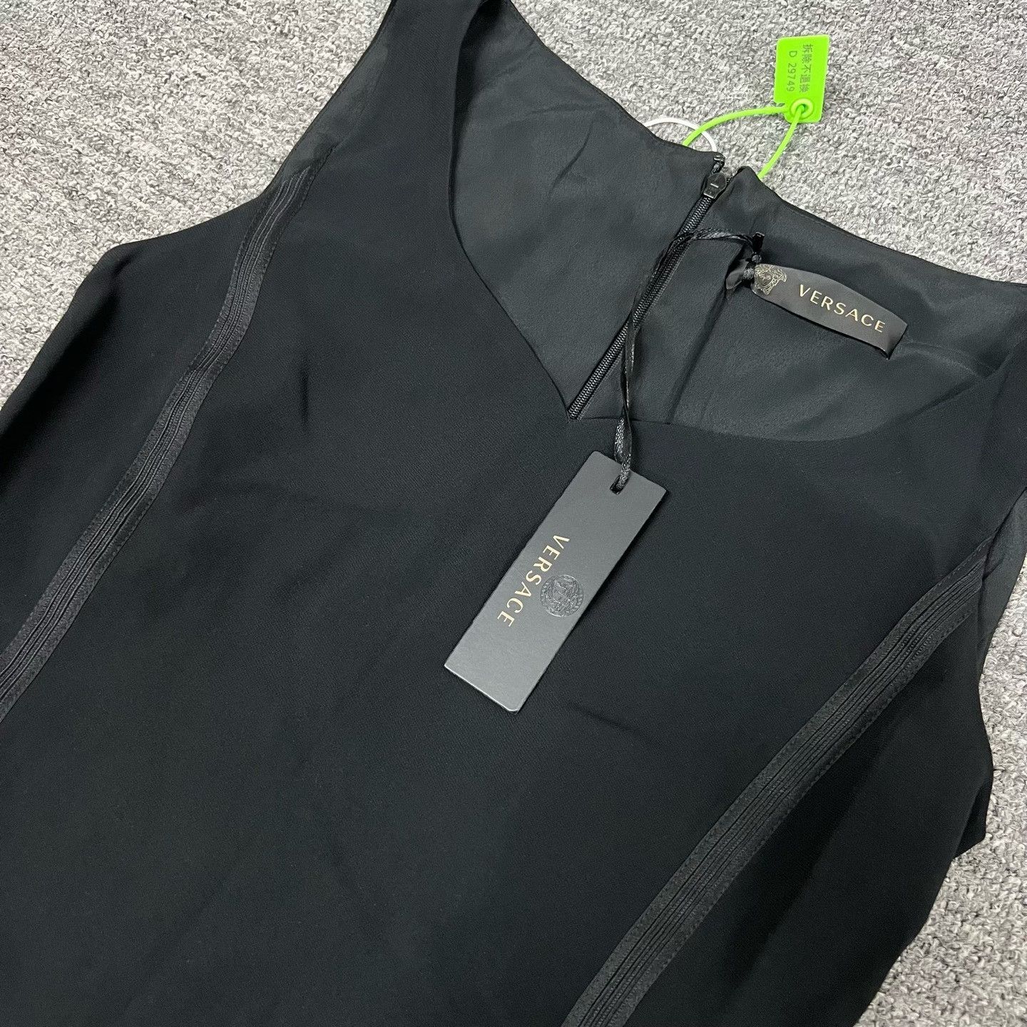 Versace Versace Classic Little Black Dress 38 Size S / US 4 / IT 40 - 3 Thumbnail