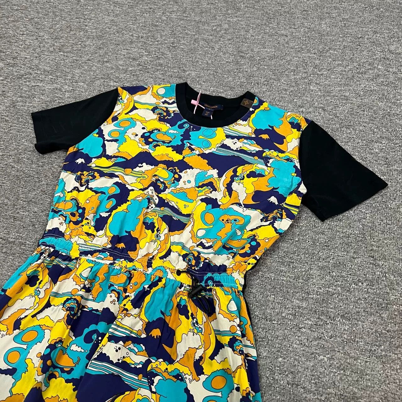 Louis Vuitton Louis Vuitton Silk Spliced Short-Sleeve Dress Size S / US 4 / IT 40 - 6 Thumbnail