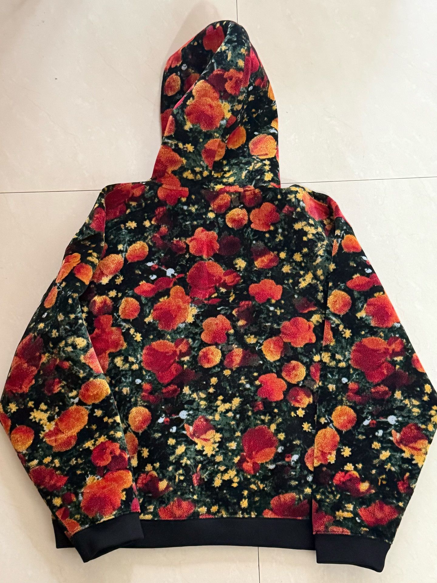 Louis Vuitton Louis Vuitton Runway Velvet Hoodie Size US L / EU 52-54 / 3 - 3 Thumbnail