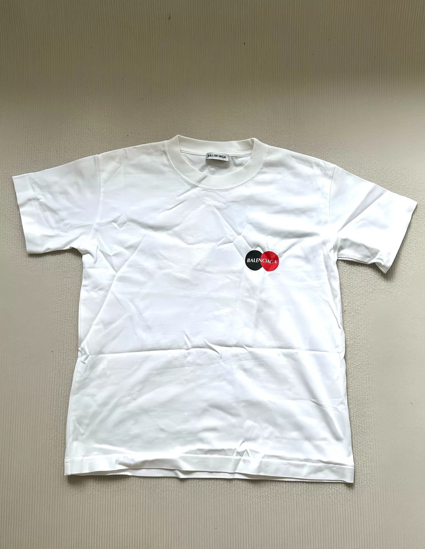 Balenciaga Balenciaga MasterCard Short Sleeve Size US XS / EU 42 / 0 - 2 Thumbnail