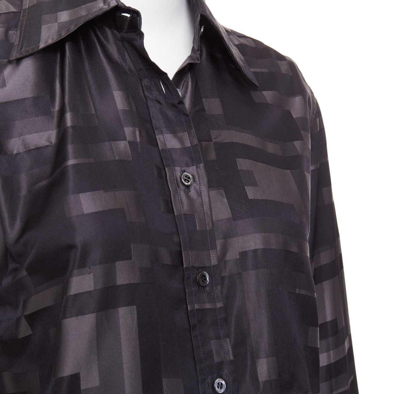 Gucci GUCCI SS1998 Tom Ford Vintage black grey geometric Square G woven jacquard shirt IT38 XS Size XS / US 0-2 / IT 36-38 - 2 Thumbnail