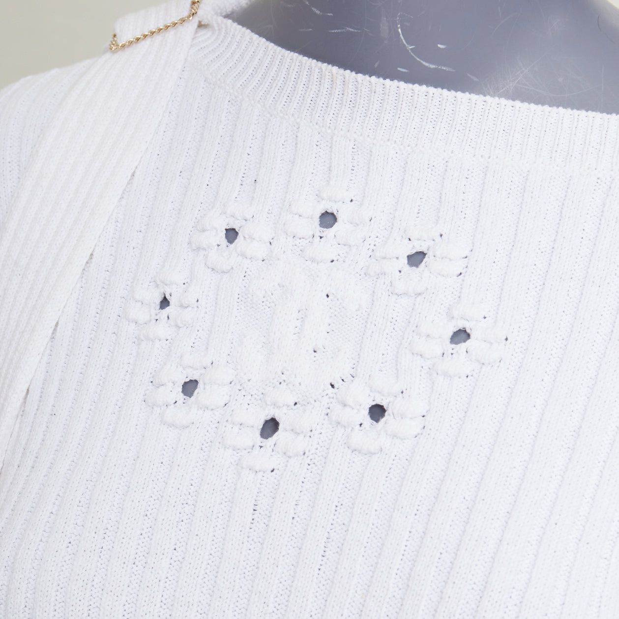 Chanel CHANEL white ribbed cotton knit CC logo buckle sash sweater FR36 S Size S / US 4 / IT 40 - 2 Thumbnail