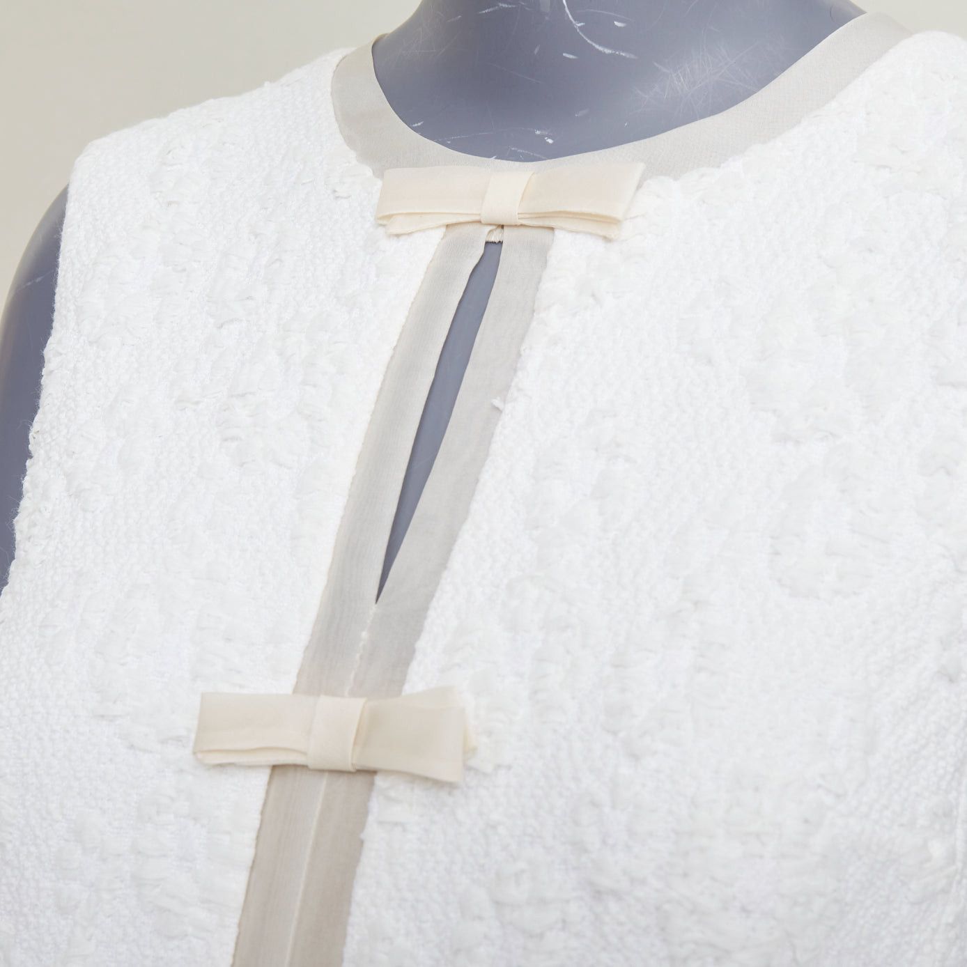 Giambattista Valli GIAMBATTISTA VALLI white flora boucle silk bow fit flare mini dress IT40 XS Size S / US 4 / IT 40 - 2 Thumbnail