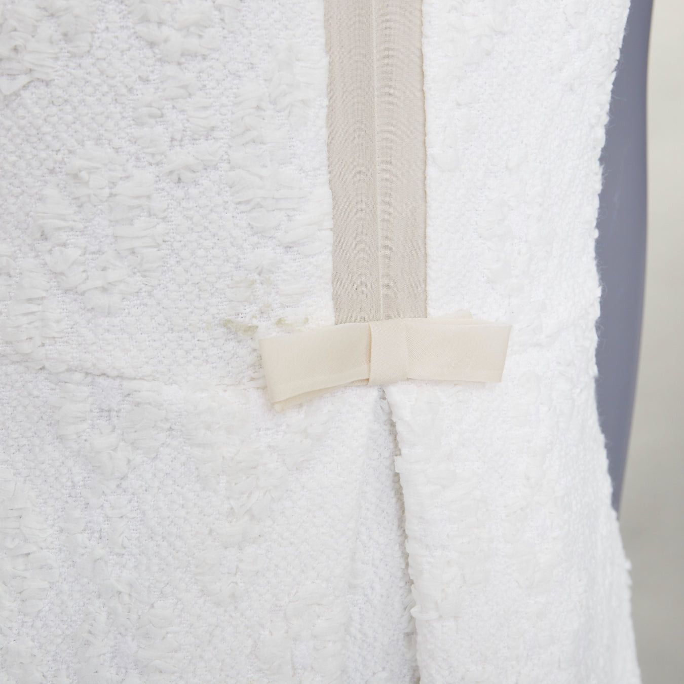 Giambattista Valli GIAMBATTISTA VALLI white flora boucle silk bow fit flare mini dress IT40 XS Size S / US 4 / IT 40 - 7 Thumbnail