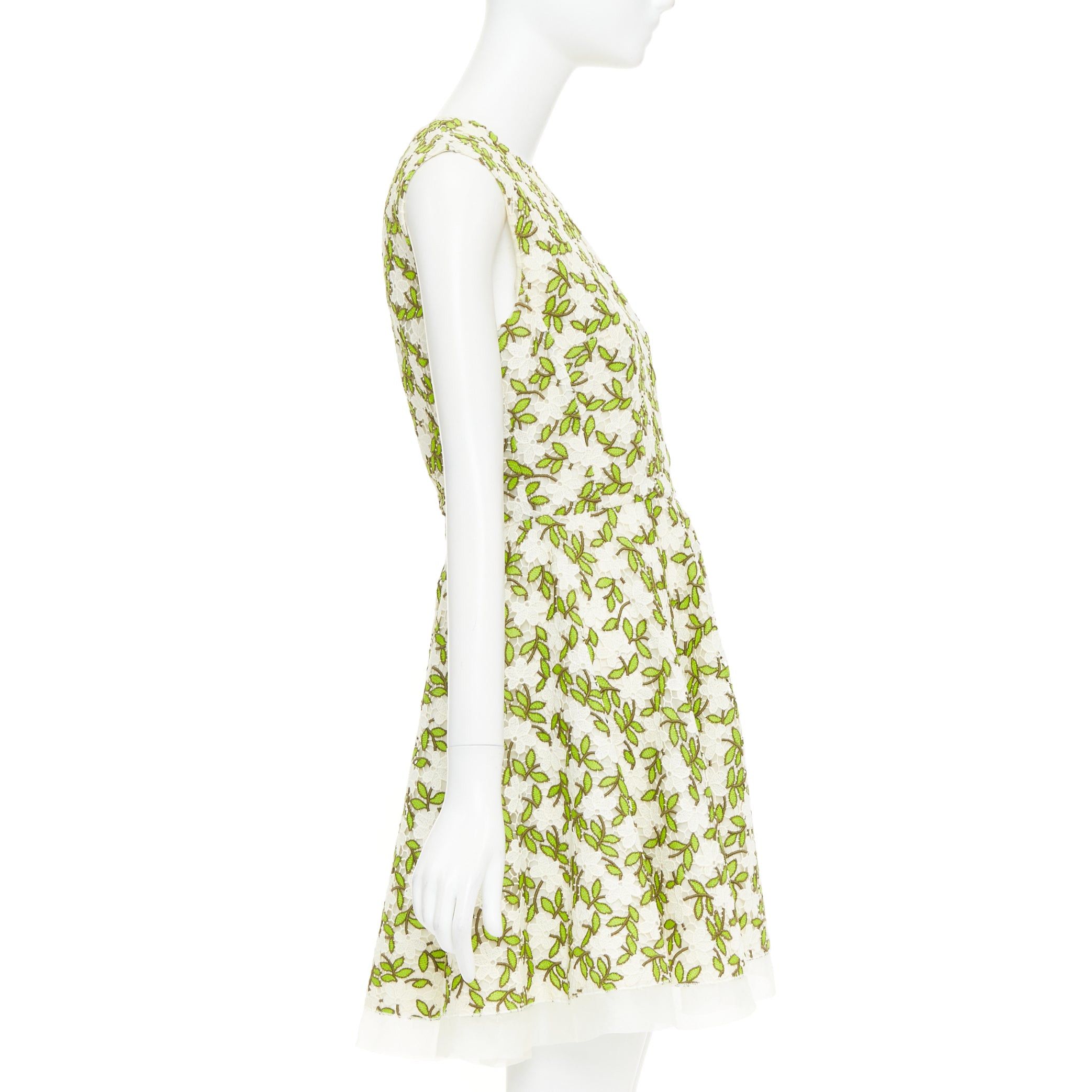 Giambattista Valli GIAMBATTISTA VALLI ivory green floral leaf embroidery anglais fit flare cocktail dress IT44 M Size M / US 6-8 / IT 42-44 - 4 Thumbnail
