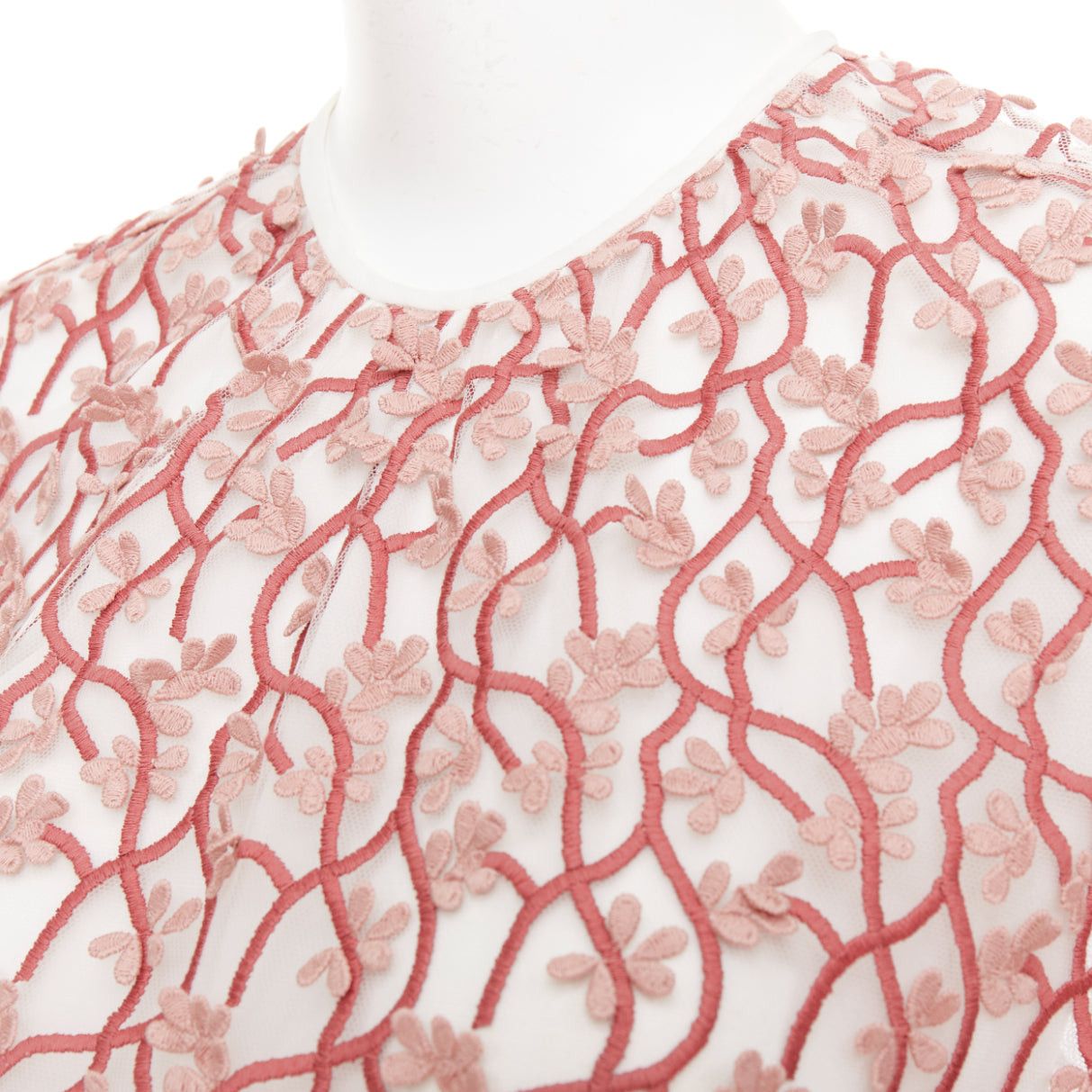 Giambattista Valli GIAMBATTISTA VALLI pink white petal embroidered treillage sheer top IT40 S Size S / US 4 / IT 40 - 7 Thumbnail