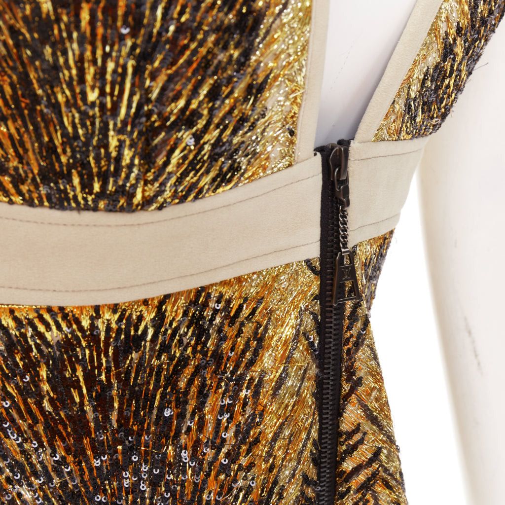 Louis Vuitton LOUIS VUITTON 2014 gold black sequin embellished neoprene silk lined top FR36 S Taylor Swift Size S / US 4 / IT 40 - 7 Thumbnail