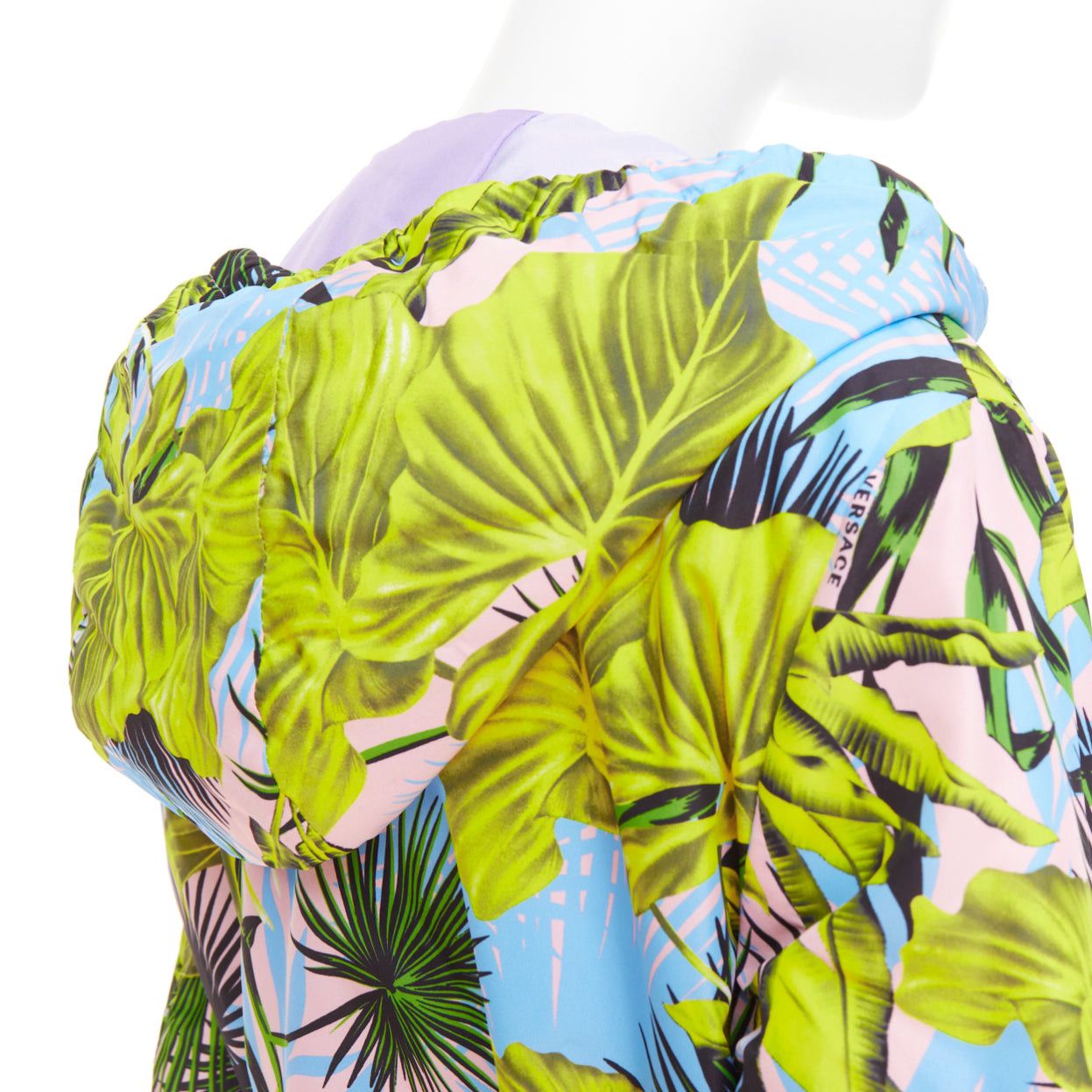 Versace VERSACE 2018 Garden print Reversible lilac tropical print nylon hooded jacket IT40 S Size S / US 4 / IT 40 - 2 Thumbnail