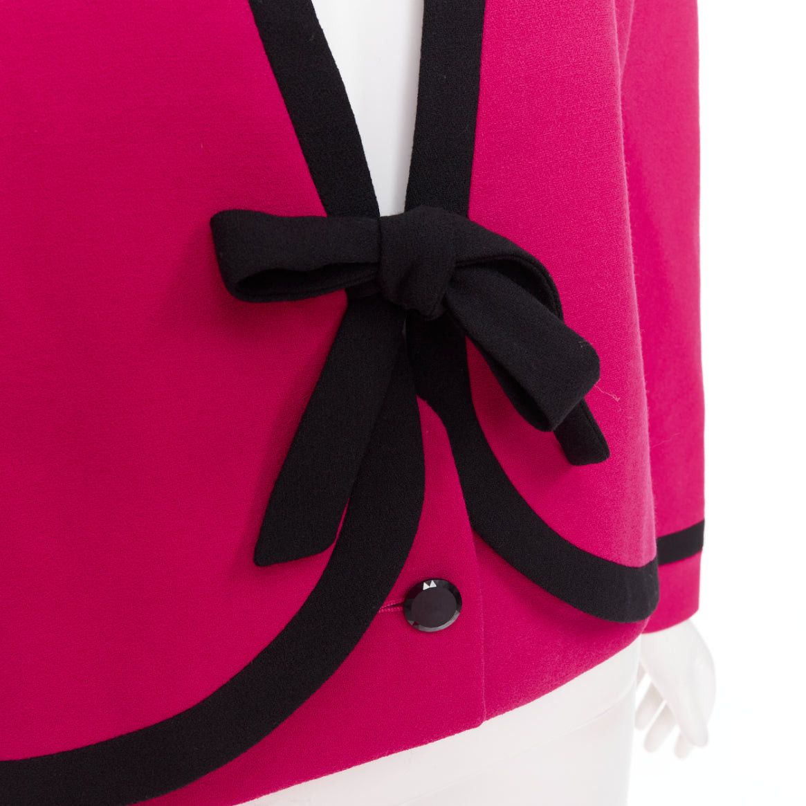 Valentino VALENTINO Vintage Miss V 1980's fuschia wool black trim bow front cropped blazer IT44 L Size M / US 6-8 / IT 42-44 - 2 Thumbnail