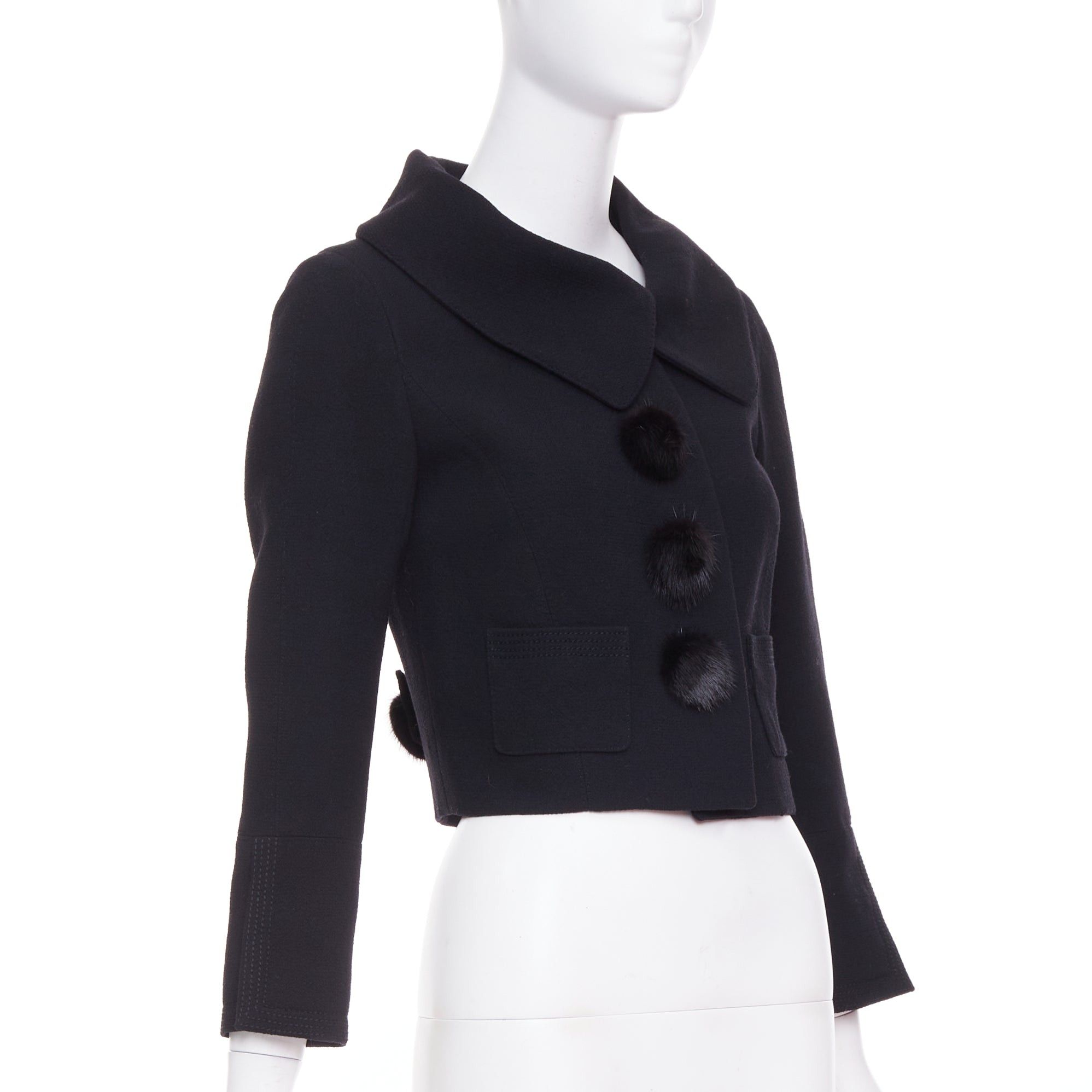 Louis Vuitton LOUIS VUITTON 2007 black wool crepe Mink fur button cropped jacket FR38 M Size M / US 6-8 / IT 42-44 - 4 Thumbnail
