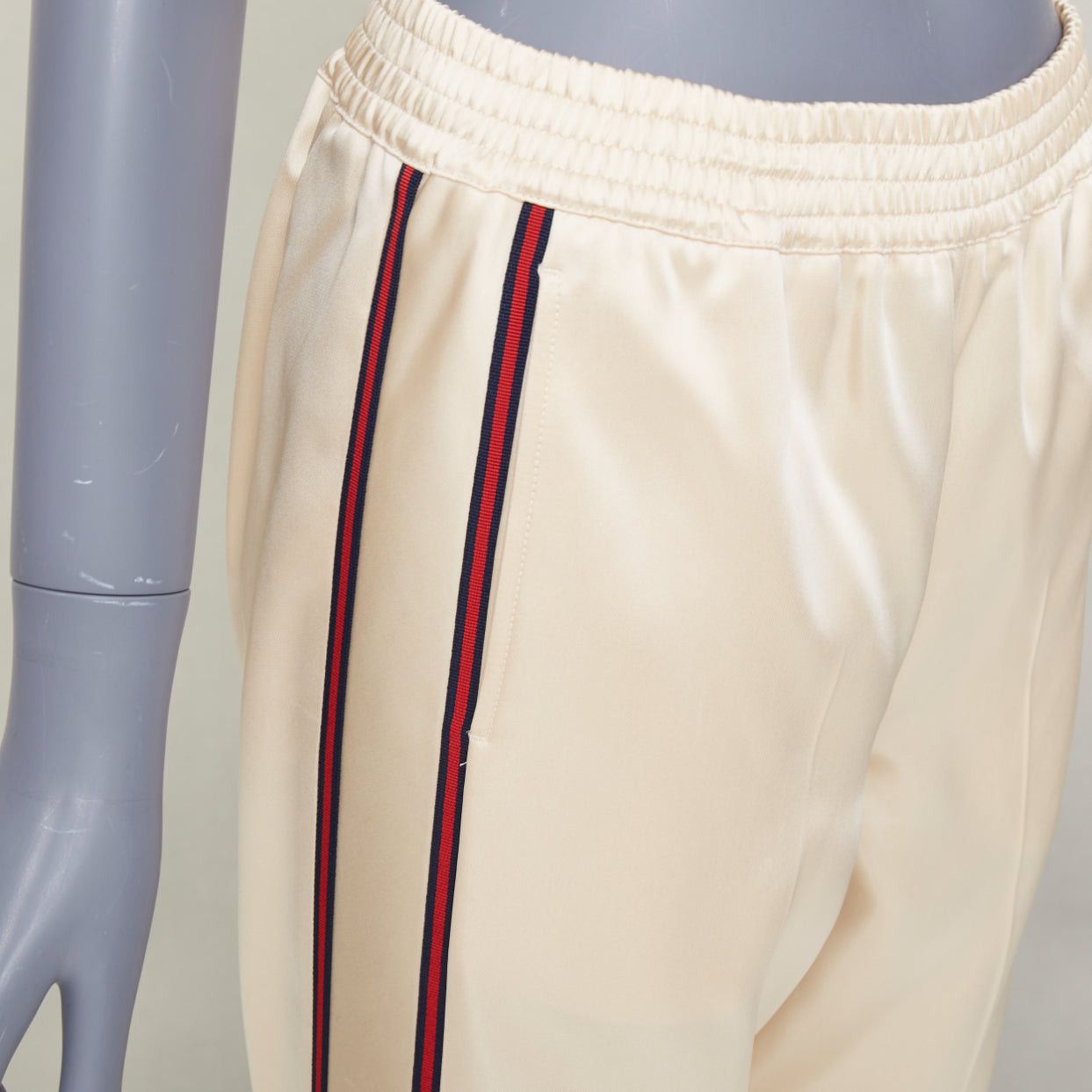 Gucci GUCCI 2016 ivory acetate navy red web mid waist cropped track pants IT38 XS Size 26" / US 2 / IT 38 - 2 Thumbnail