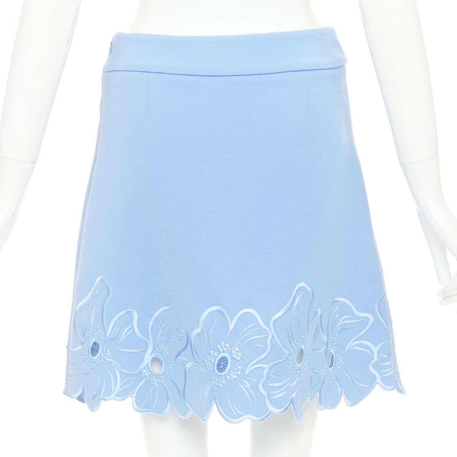 Dior CHRISTIAN DIOR powder blue wool crepe floral cutout embroidered hem mini skirt FR38 M Size 28" / US 6 / IT 42 - 4 Thumbnail