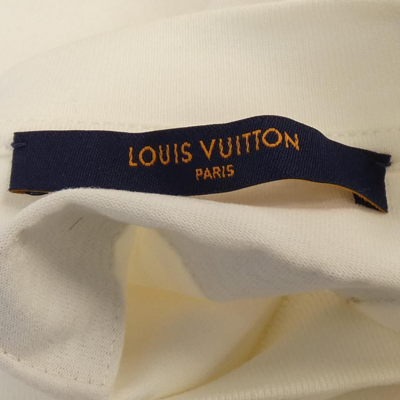 Louis Vuitton Louis Vuitton Louis Vuitton Printed Cotton T Shirt Textile T-Shirts HNY75WDT3 DUTY FREE for USA Size ONE SIZE - 4 Thumbnail