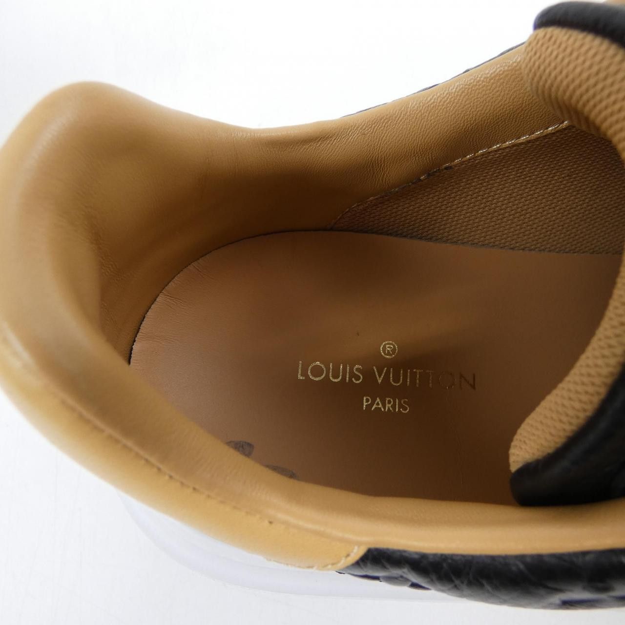 Louis Vuitton Louis Vuitton Louis Vuitton Beverly Hills Line Monogram Embossed Sneakers Leather Shoes DUTY FREE for USA Size ONE SIZE - 6 Thumbnail