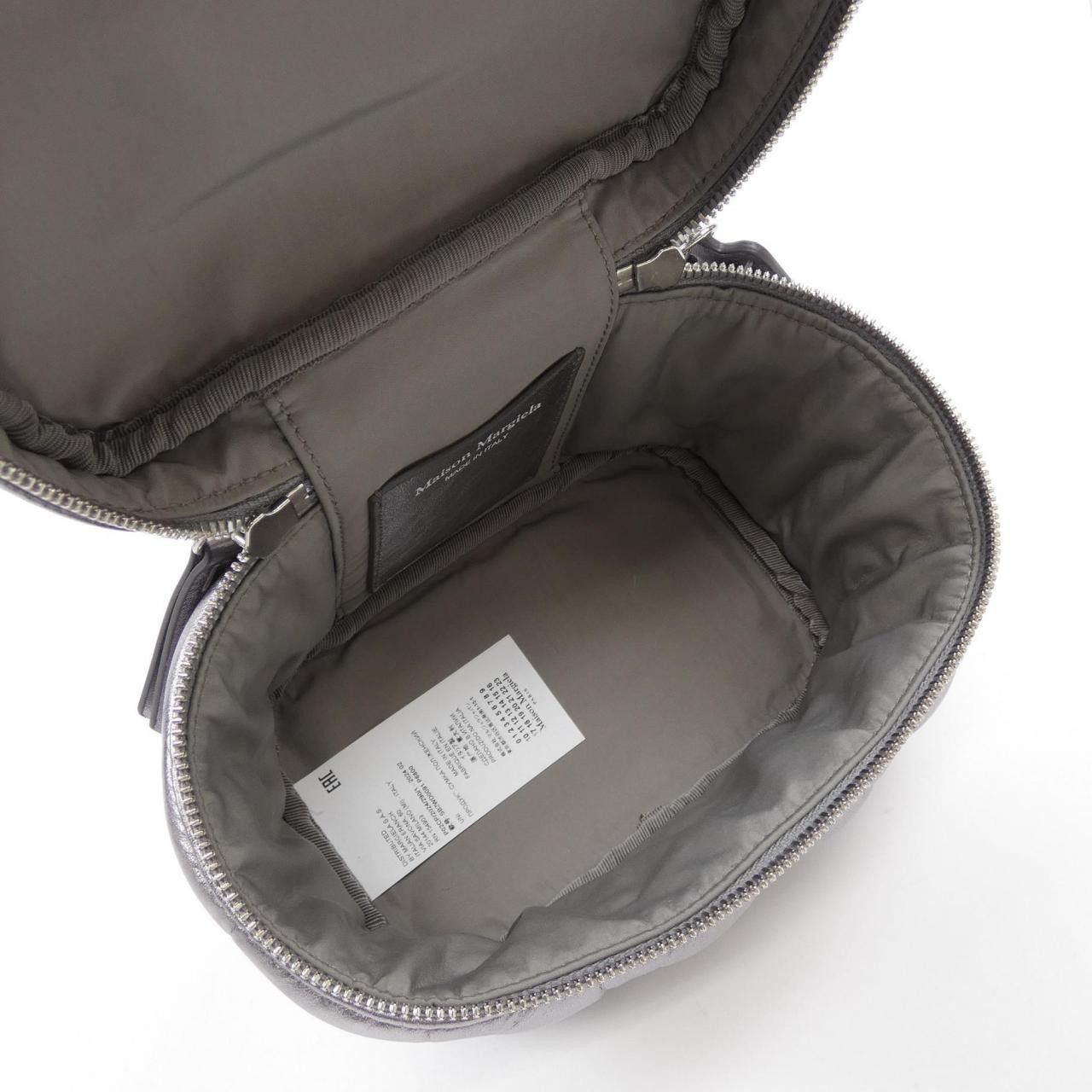 Maison Margiela Maison Margiela Maison Margiela Sheepskin Shoulder Bag Leather Crossbody Bag SB2WD0091 DUTY FREE for USA Size ONE SIZE - 6 Thumbnail