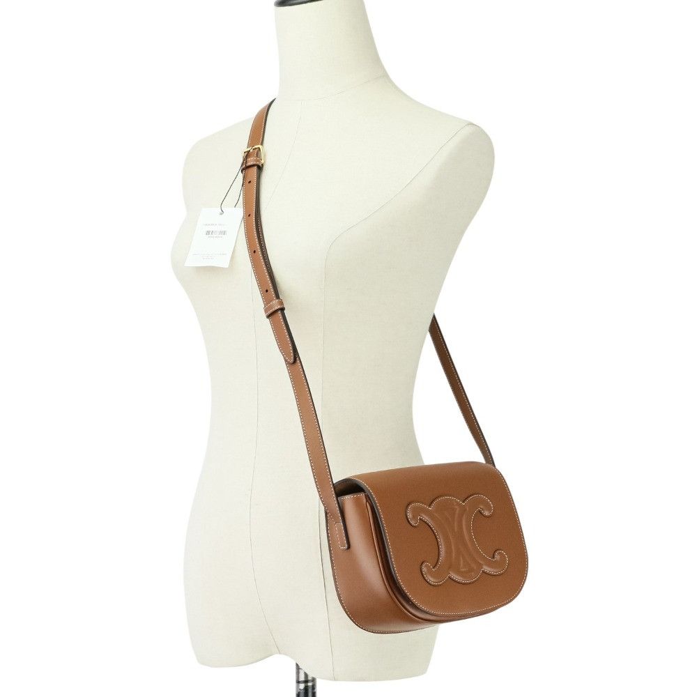 Celine Celine Celine Folco Cuir Triomphe Calfskin Shoulder Bag Leather Shoulder Bag DUTY FREE for USA Size ONE SIZE - 11 Thumbnail