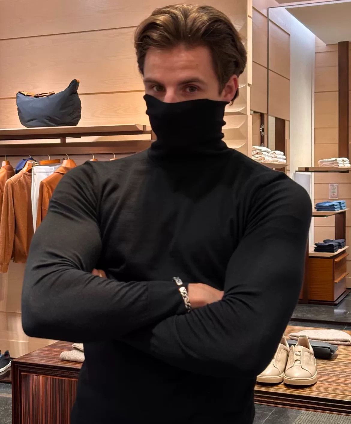Balenciaga Balenciaga Runway Black Wool Turtleneck Size US XXS / EU 40 - 6 Thumbnail