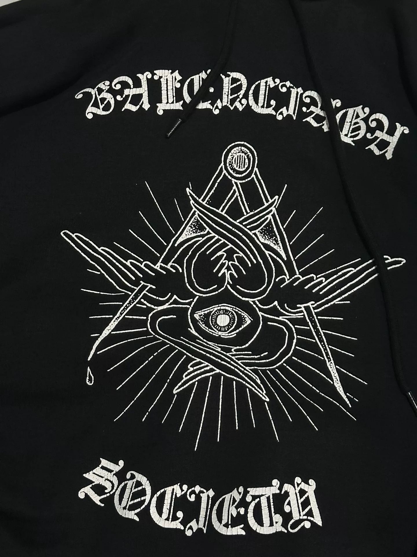 Balenciaga Balenciaga Evil Eye Sanskrit Hoodie Size US XXS / EU 40 - 2 Thumbnail