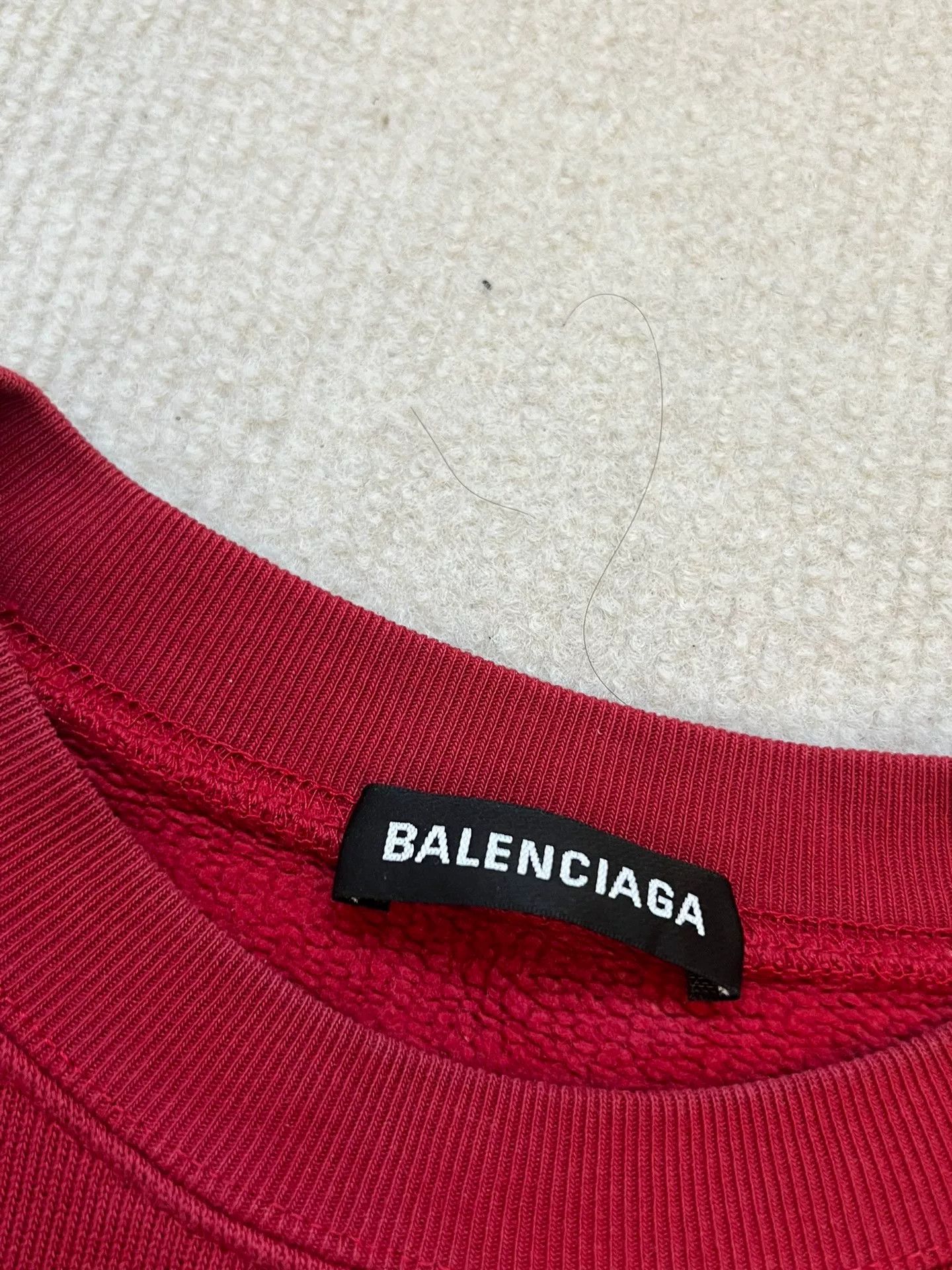 Balenciaga Balenciaga Red Embroidered Logo Crewneck Sweatshirt Size US XS / EU 42 / 0 - 8 Thumbnail