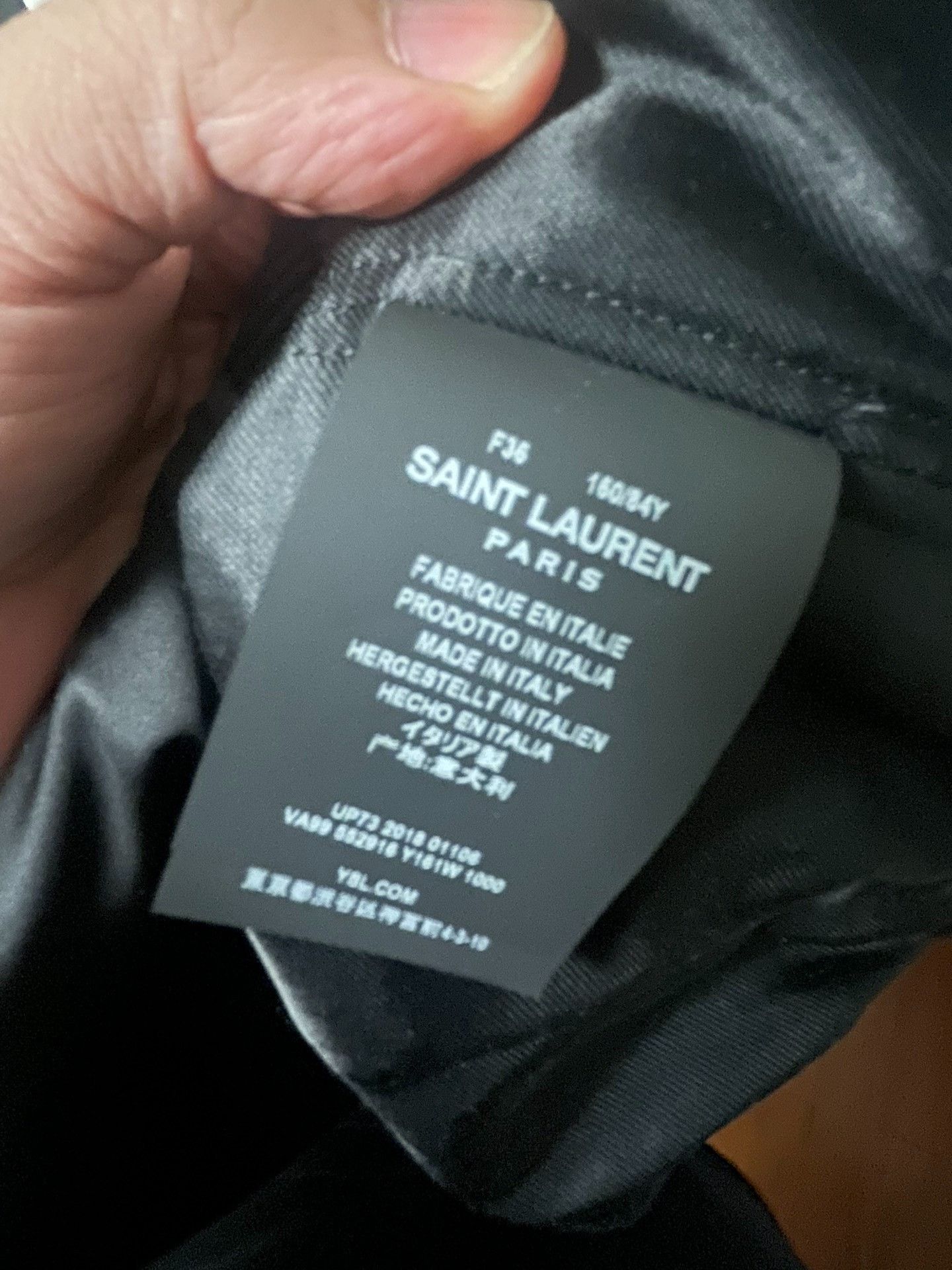 Saint Laurent Paris Saint Laurent Black Teddy Sequined Bomber Jacket Size XS / US 0-2 / IT 36-38 - 6 Thumbnail