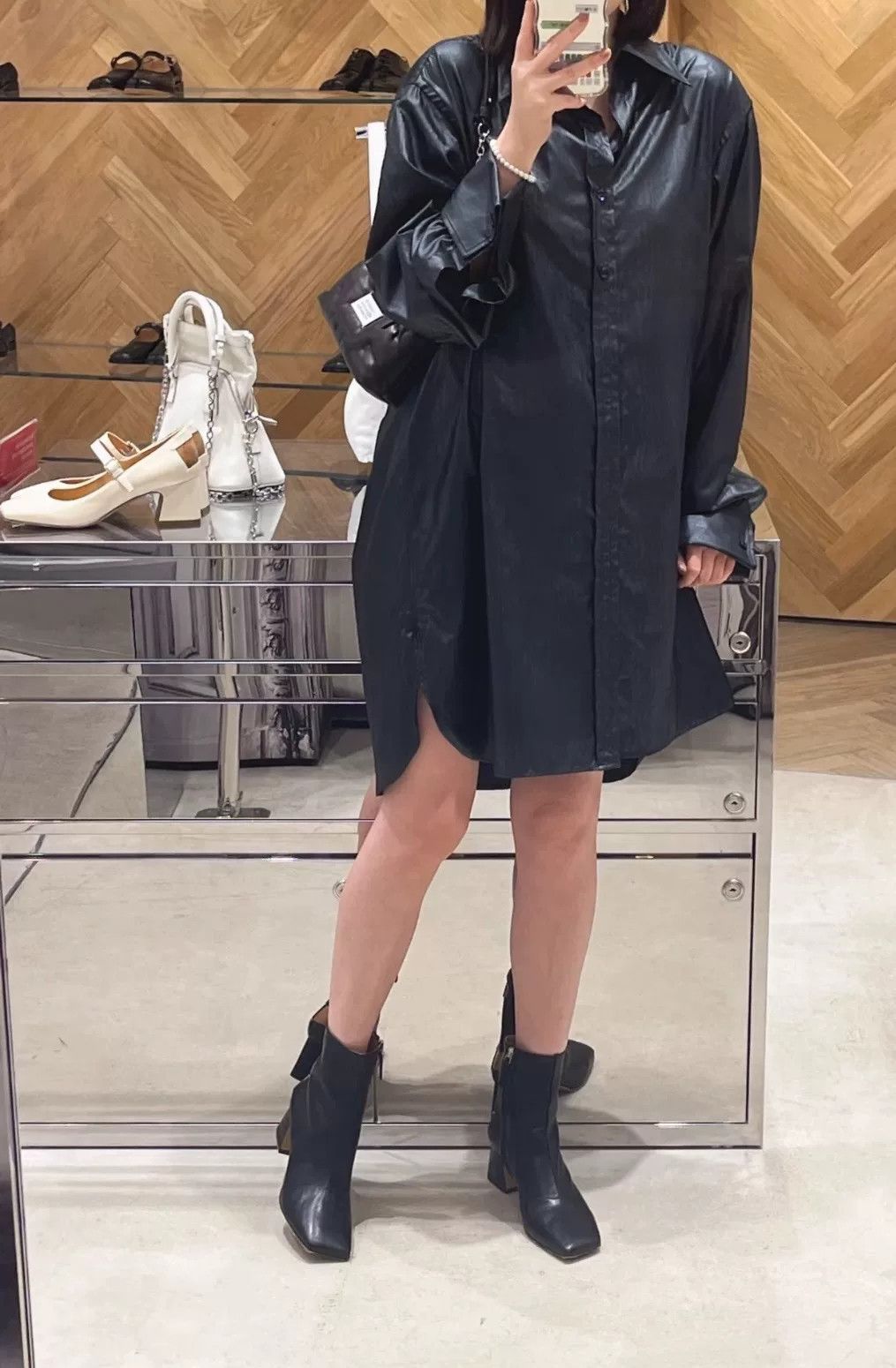 Maison Margiela Maison Margiela Women's Classic Satin Shirt Size S / US 4 / IT 40 - 8 Thumbnail