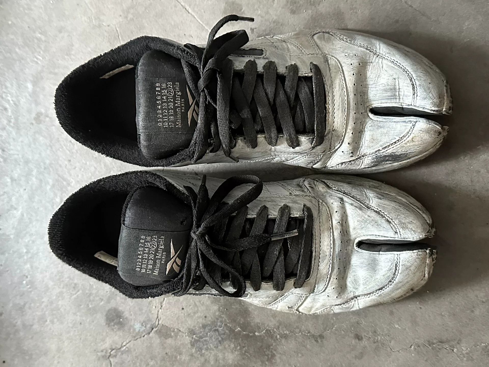 Maison Margiela Reebok Maison Margiela Classic Tabi Sneakers Size US 10 / EU 43 - 2 Thumbnail