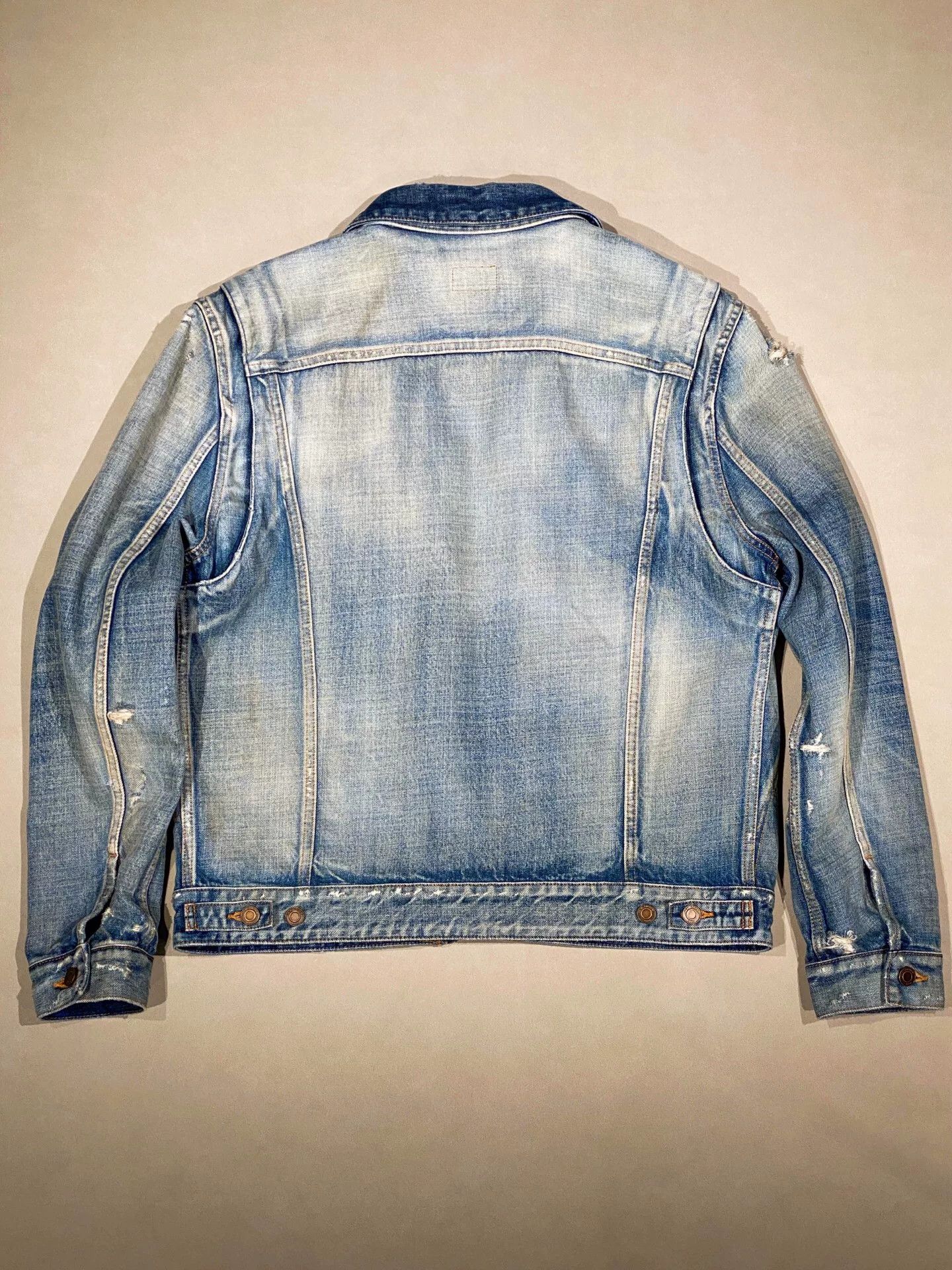 Saint Laurent Paris Saint Laurent Distressed Light Blue Denim Jacket Size US L / EU 52-54 / 3 - 5 Thumbnail