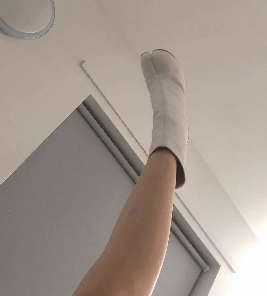 Maison Margiela Maison Margiela Tabi Split-Toe Short Boots Size US 5.5 / IT 35.5 - 9 Thumbnail