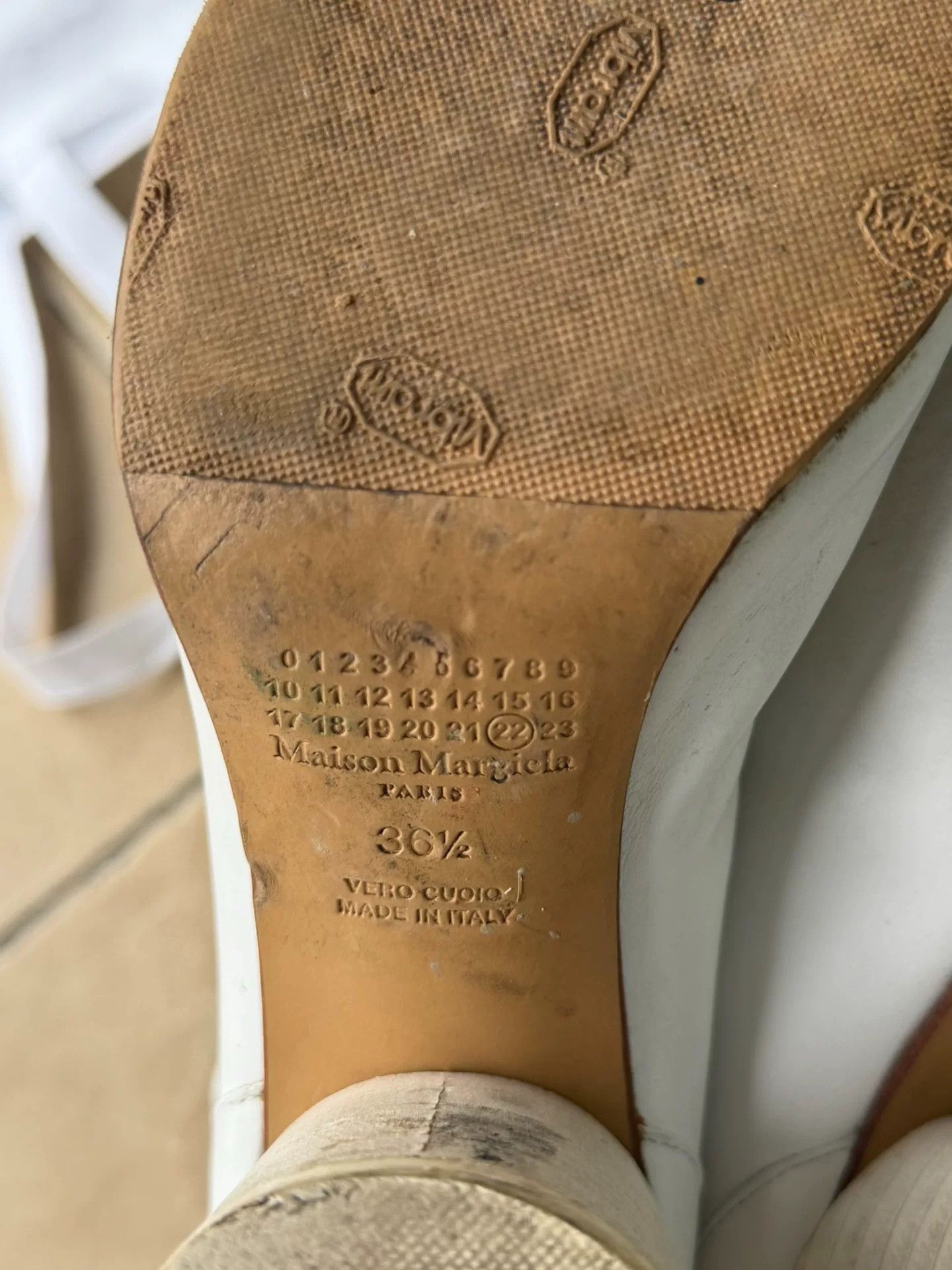 Maison Margiela Maison Margiela Tabi Split-Toe Short Boots Size US 5.5 / IT 35.5 - 2 Thumbnail