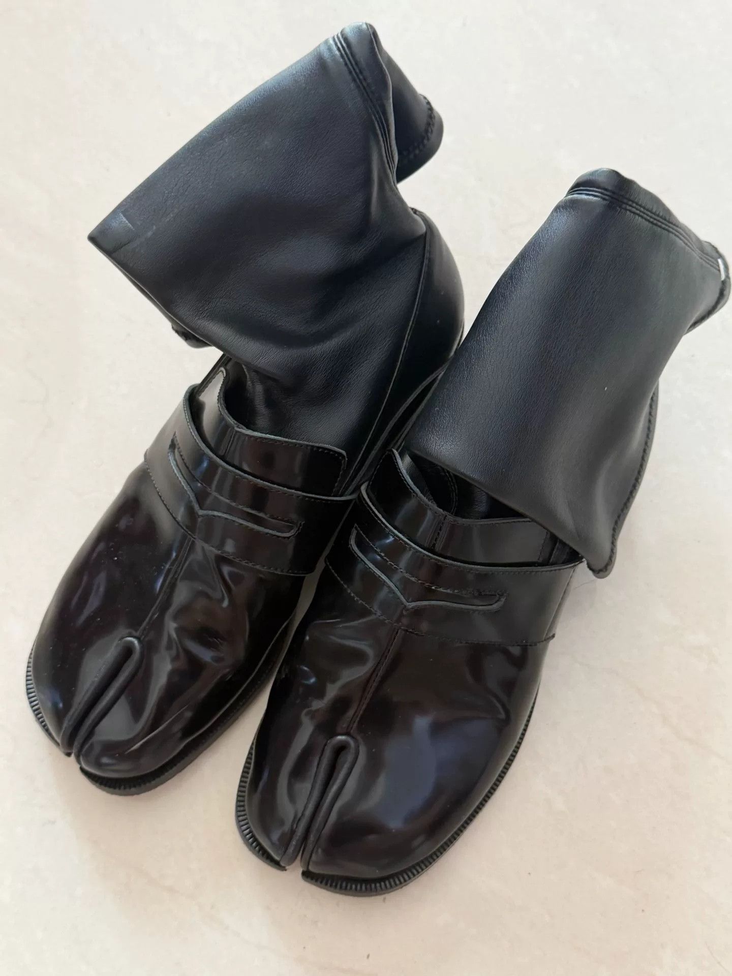 Maison Margiela Maison Margiela Tabi High-Top Boots Size US 7 / IT 37 - 2 Thumbnail