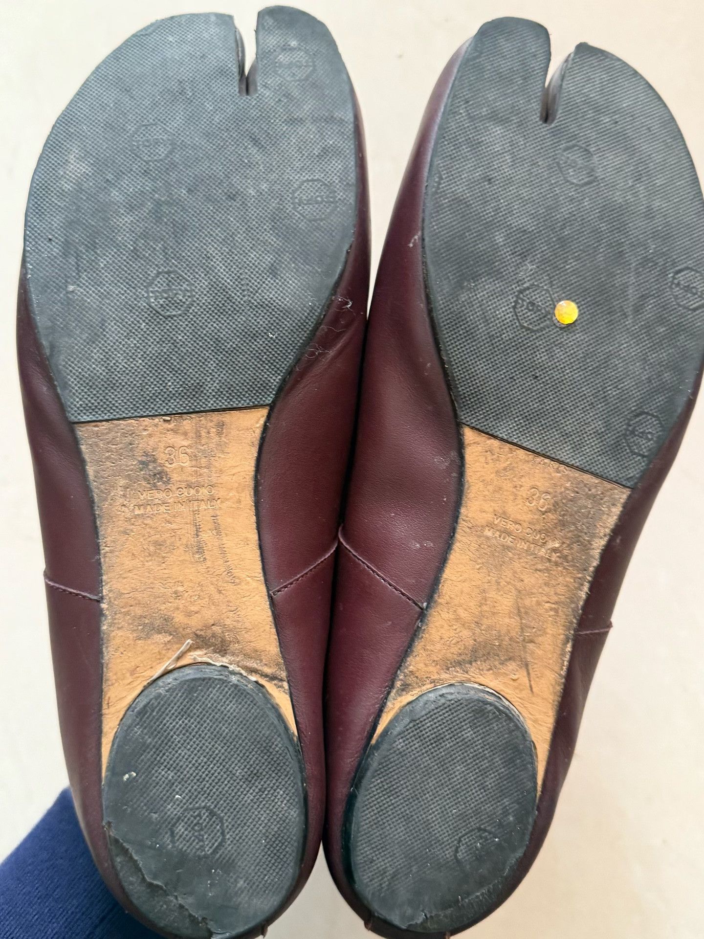 Maison Margiela Maison Margiela Tabi Leather Split-Toe Shoes Size US 5 / IT 35 - 2 Thumbnail