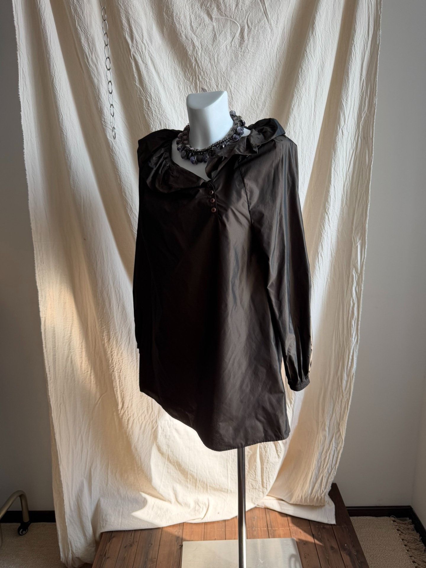 Givenchy Givenchy Vintage Lace Collar Polarized Blouse Size S / US 4 / IT 40 - 2 Thumbnail