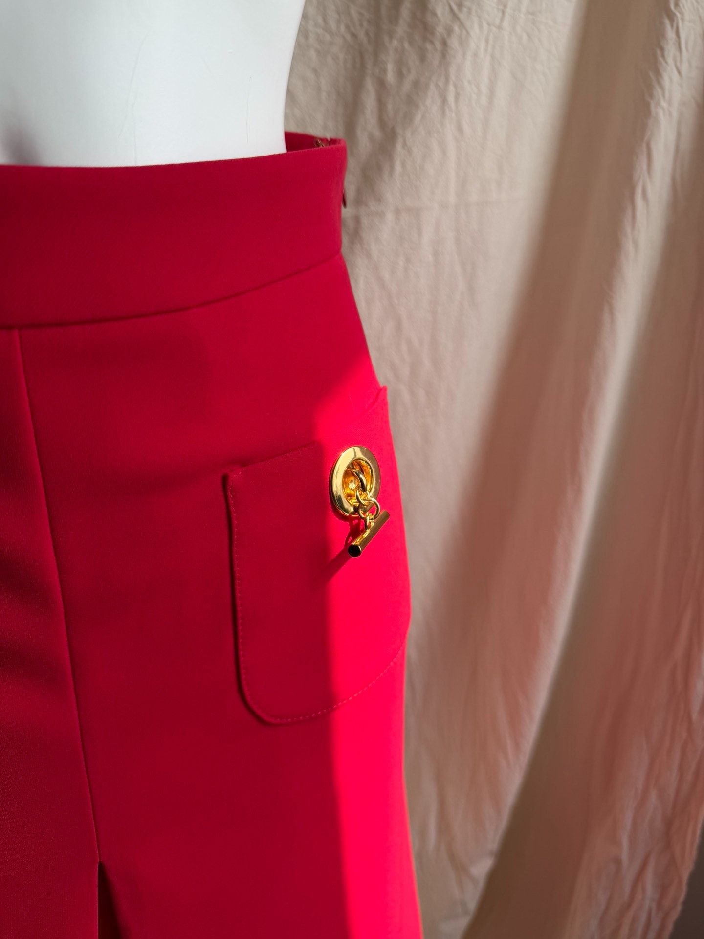 Moschino MOSCHINO Red Midi Skirt Size 27" / US 4 / IT 40 - 4 Thumbnail