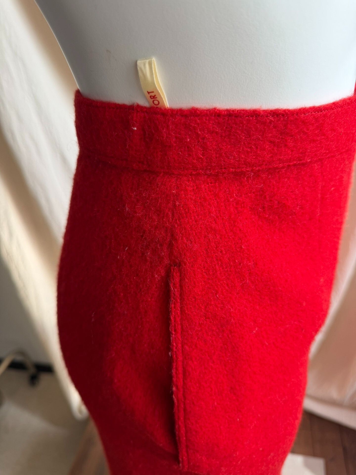 Issey Miyake ISSEYsport Red Wool Midi Skirt Size 25" / US 0 / IT 36 - 5 Thumbnail