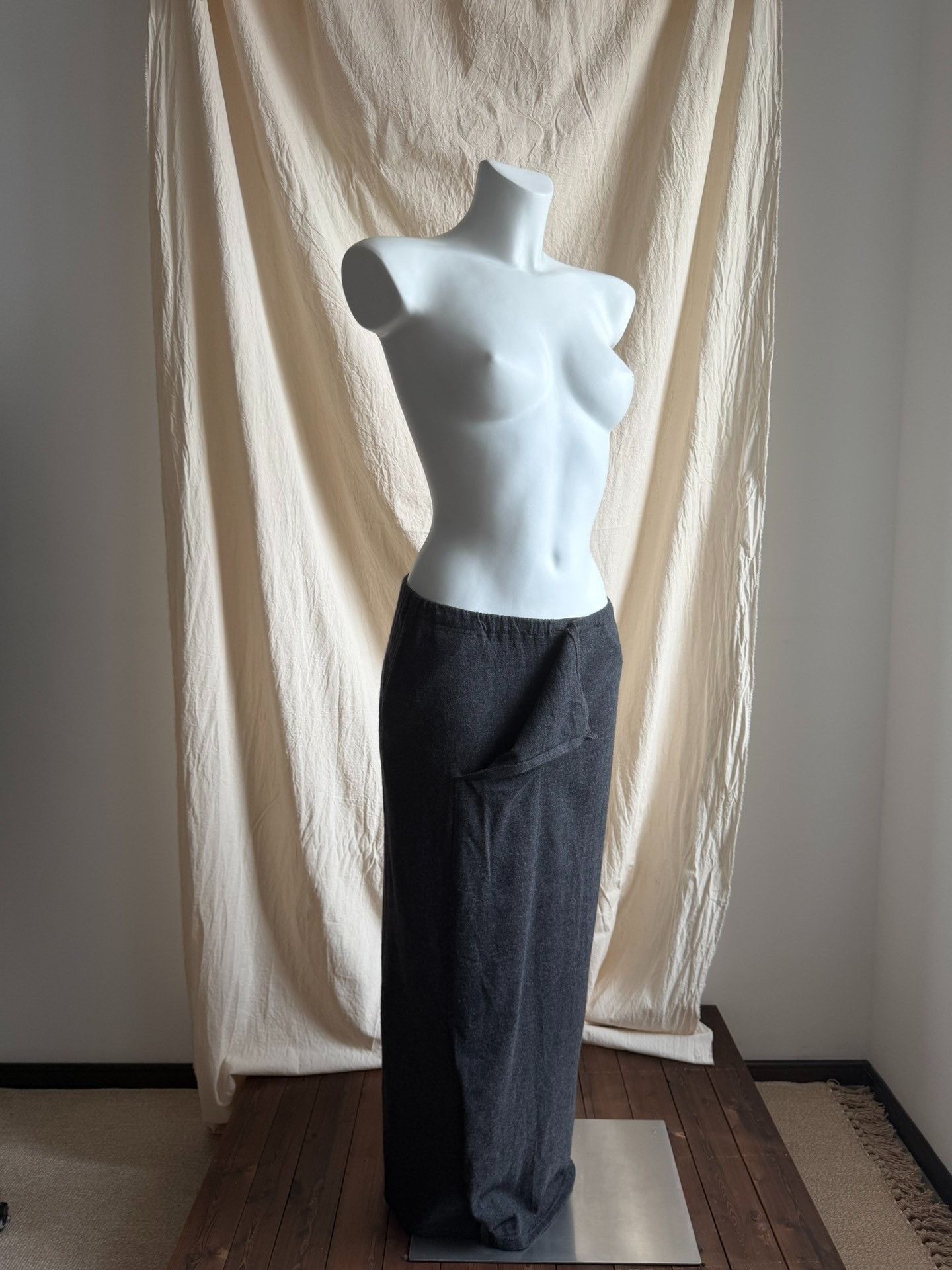 Yohji Yamamoto Y'sforliving Charcoal Wool Midi Skirt Size 42" / US 20 - 2 Thumbnail