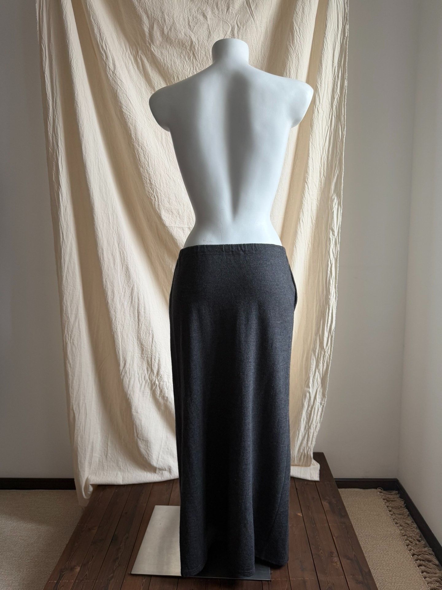Yohji Yamamoto Y'sforliving Charcoal Wool Midi Skirt Size 42" / US 20 - 5 Thumbnail