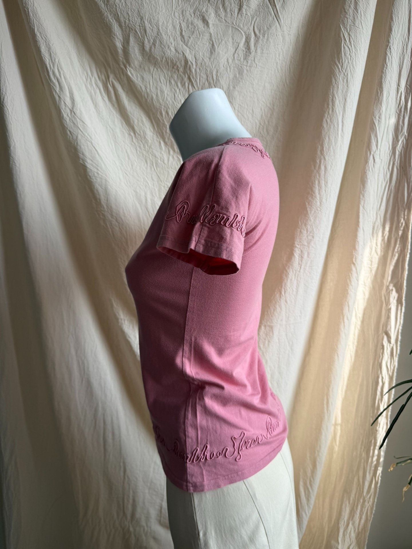 Jean Paul Gaultier Jean Paul Gaultier Embroidered Batwing Pink T-shirt Size S / US 4 / IT 40 - 5 Thumbnail
