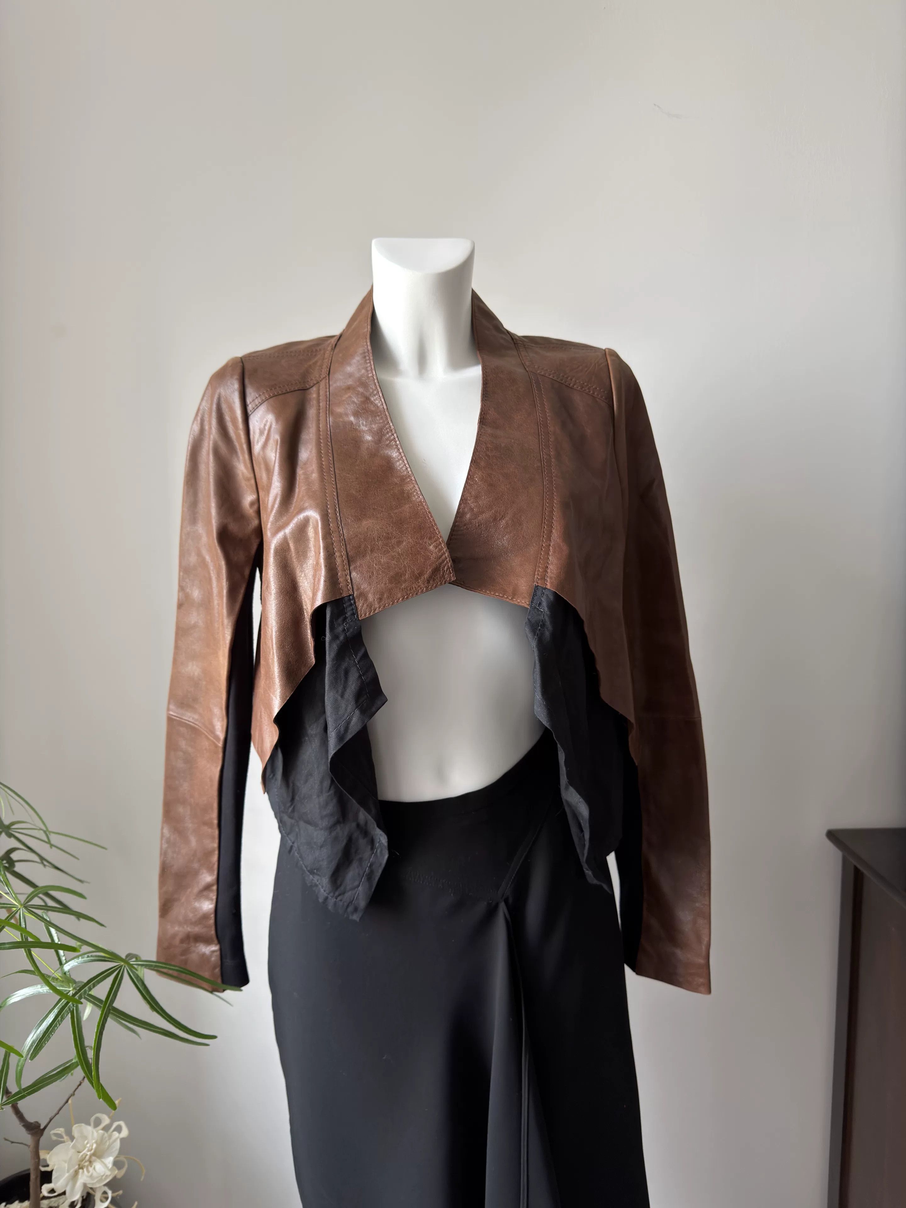 Bcbgmaxazria BCBG Brown Lambskin Spliced Jacket Size S / US 4 / IT 40 - 4 Thumbnail