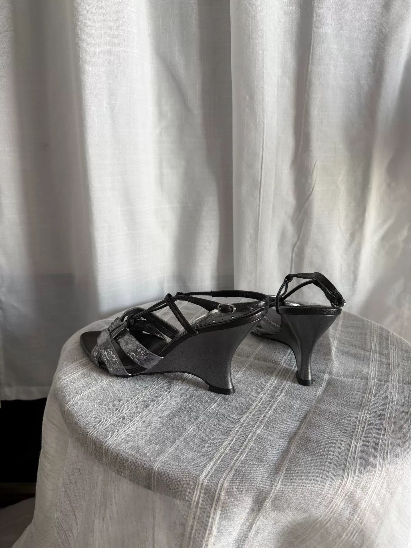 Morgano Morgan Cyber Silver Wedge Heels Size US 7 / IT 37 - 4 Thumbnail