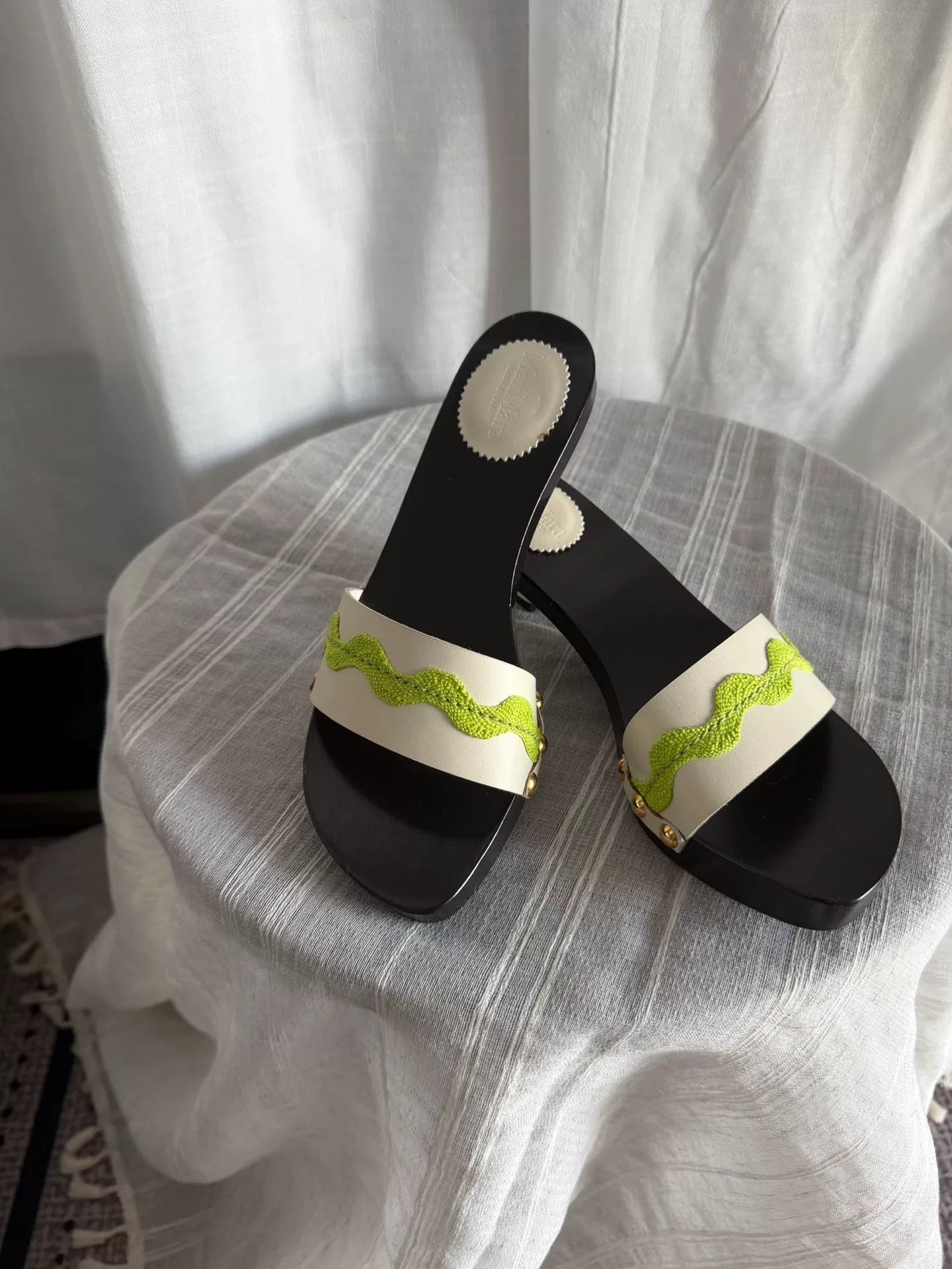 Max Mara MAXMARA Vintage Wooden Low-Heel Sandals Size US 6 / IT 36 - 4 Thumbnail