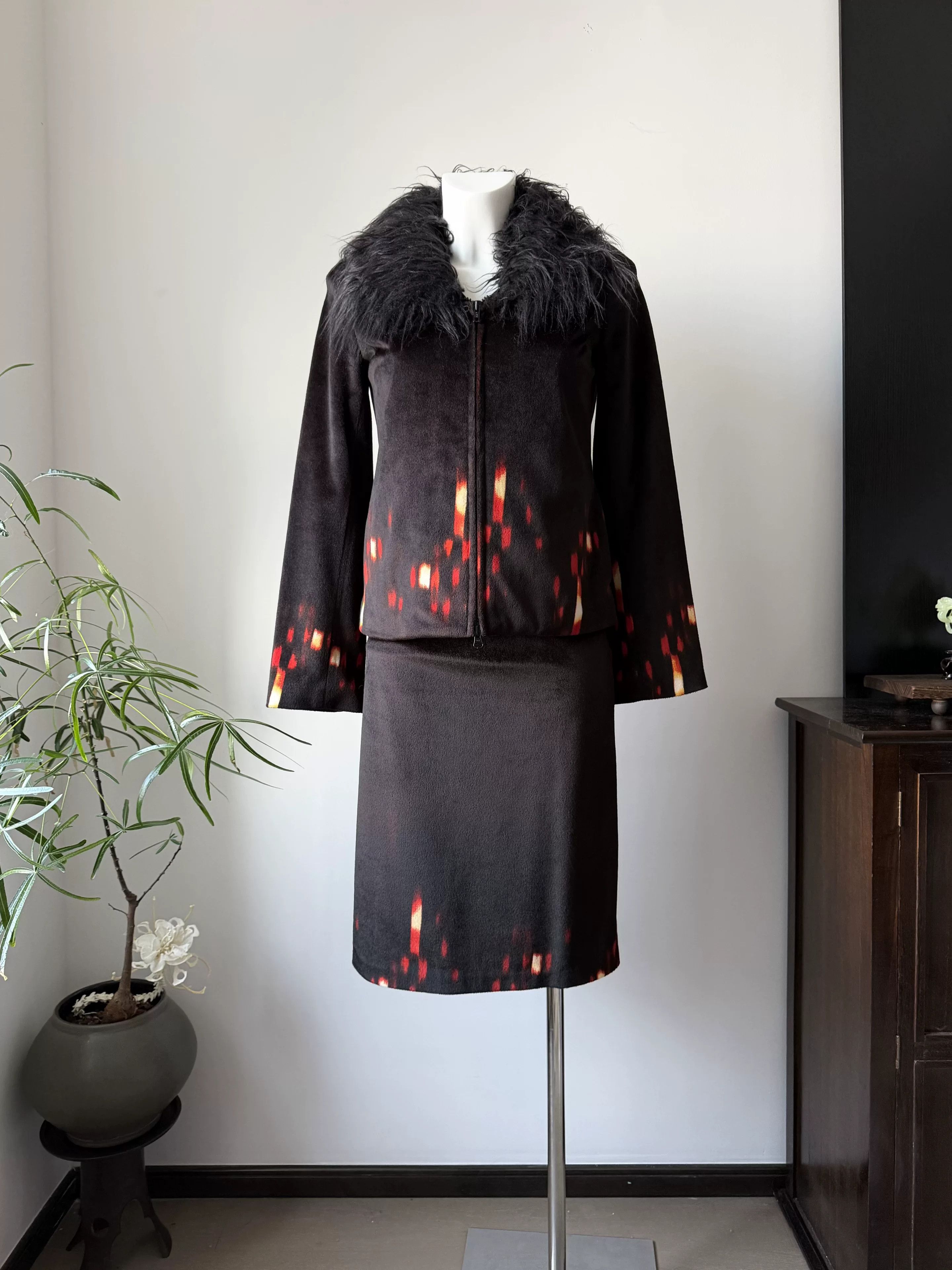 Vivienne Tam VIVIENNETAM Black Fur Collar Winter Set Size XS / US 0-2 / IT 36-38 - 2 Thumbnail