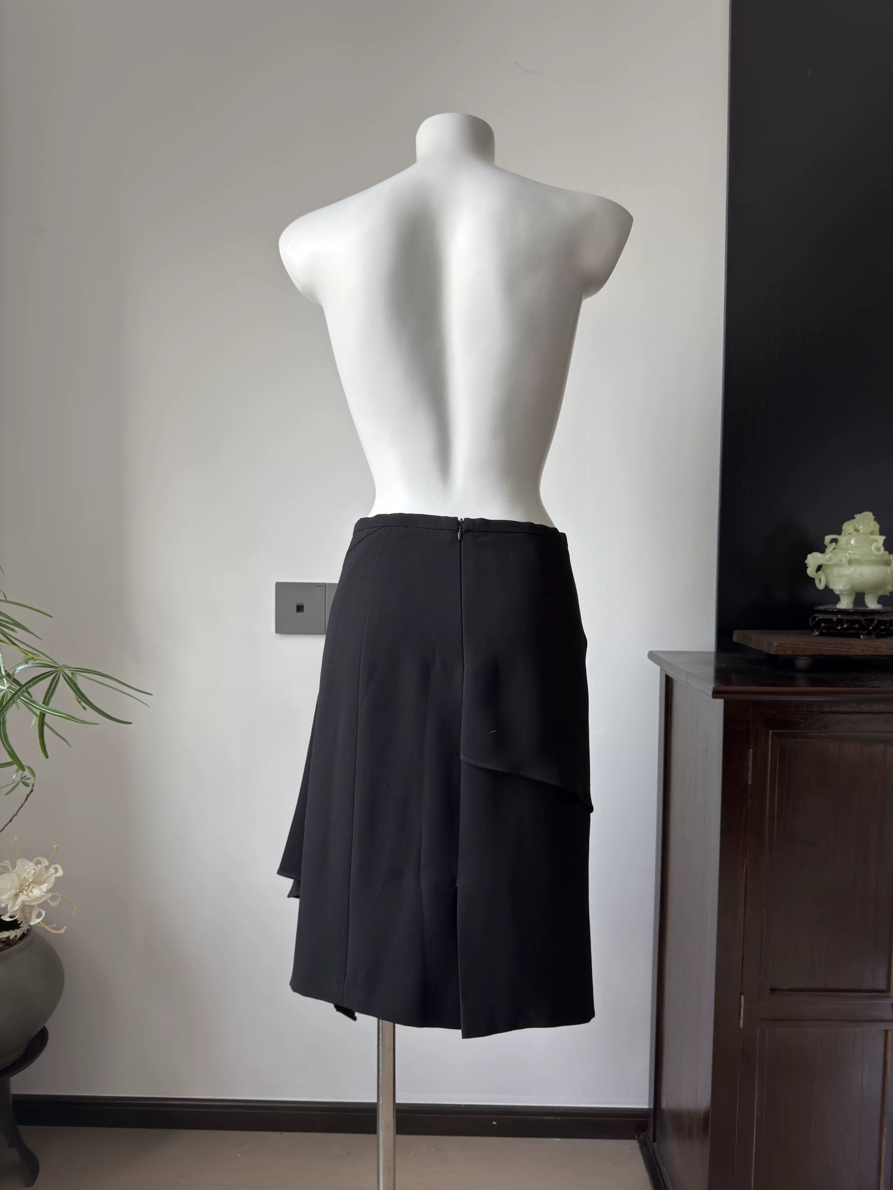 Max Mara MaxMara Black Irregular Hem Skirt Size 32" / US 10 / IT 46 - 6 Thumbnail