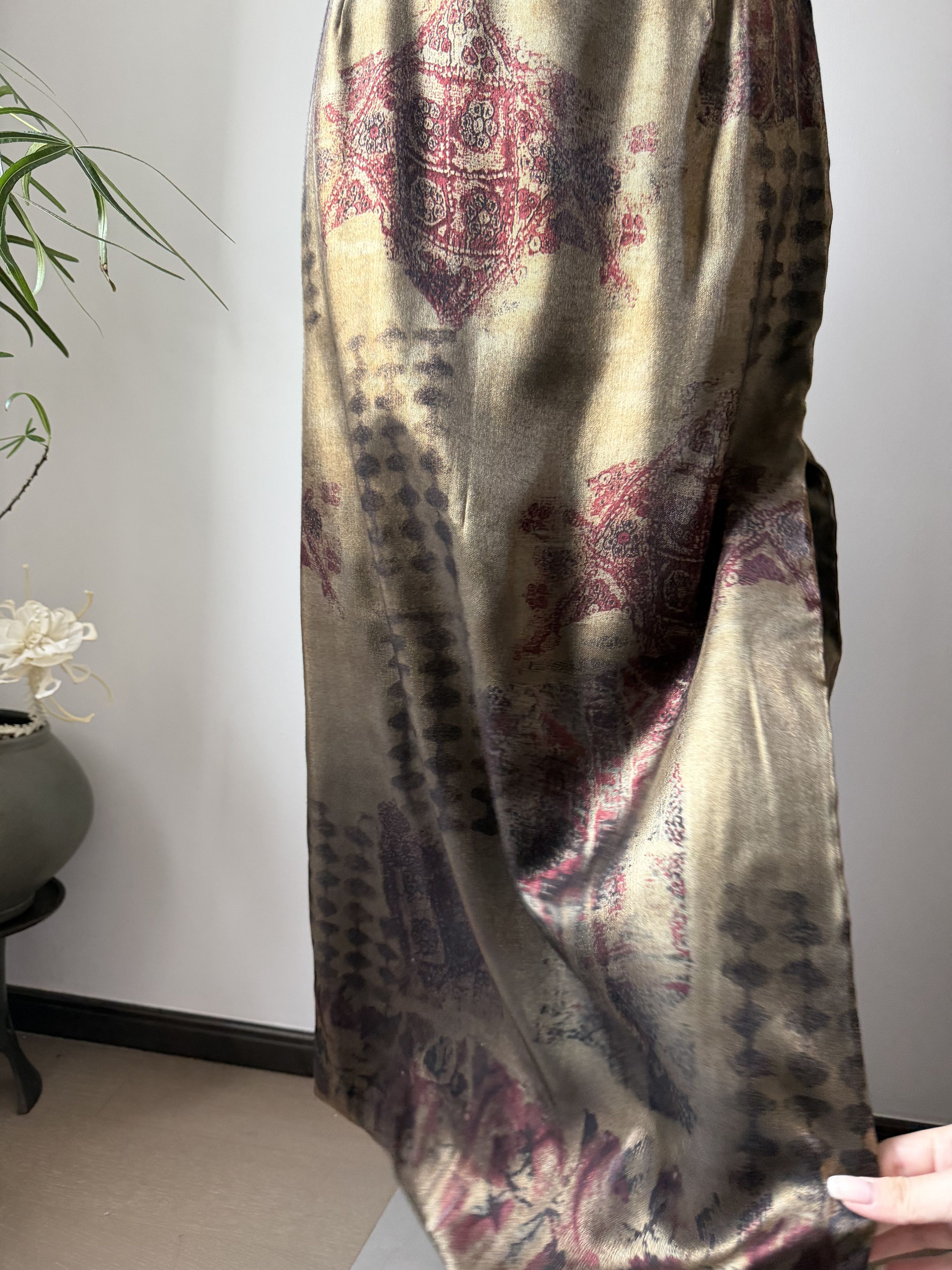 Etro ETRO Gold Satin Mural Print Midi Skirt Size 42" / US 20 - 6 Thumbnail