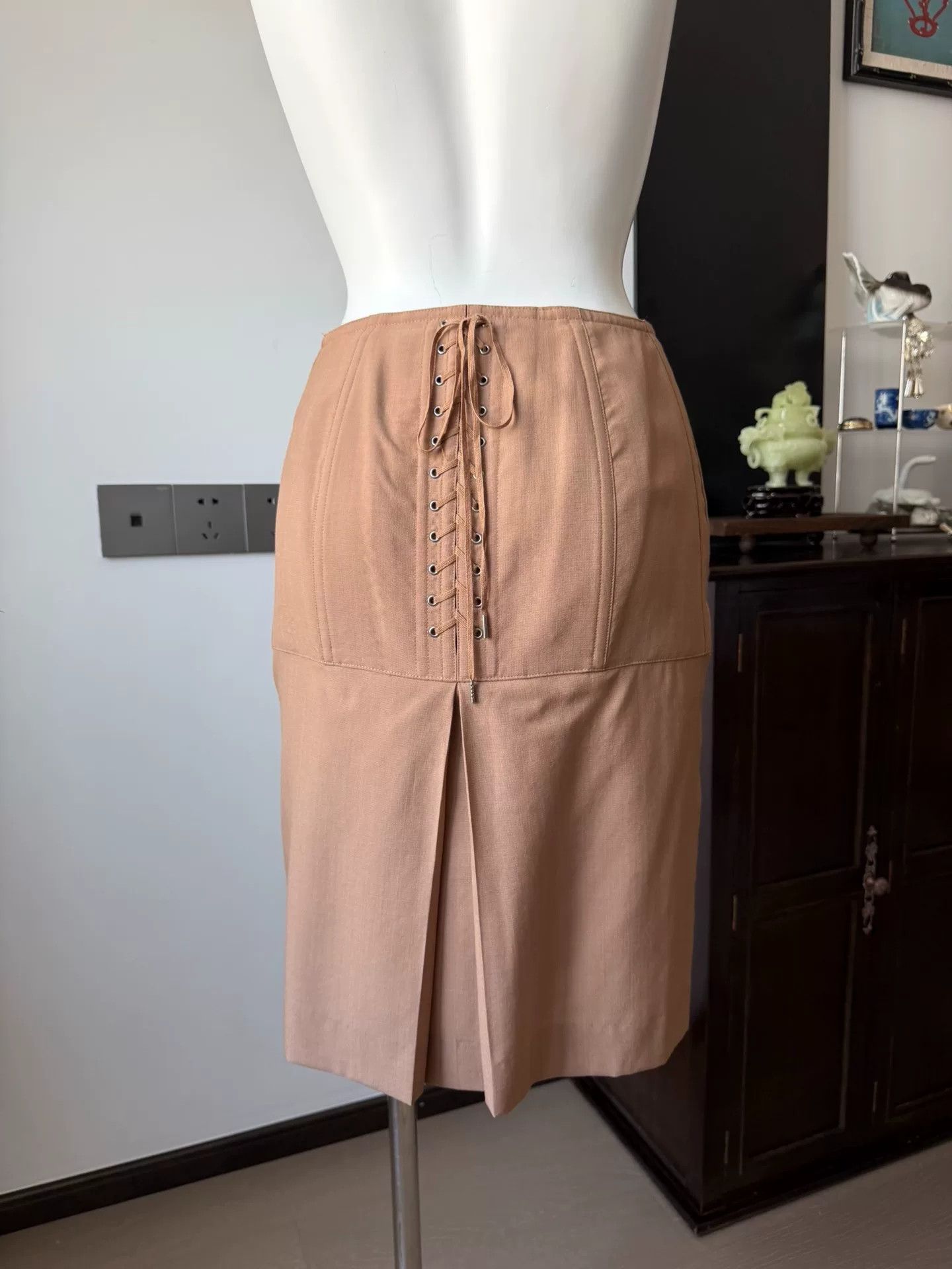 Jean Paul Gaultier Jean Paul Gaultier Cinnamon Pink Pencil Skirt Size 36" / US 14 / IT 50 - 3 Thumbnail