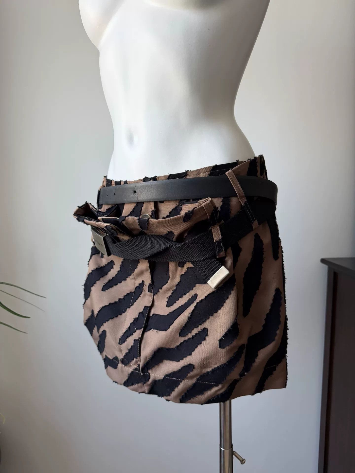 Vivienne Westwood Vivienne Westwood Animal Print Mini Skirt Size 38" / US 16 / IT 52 - 7 Thumbnail