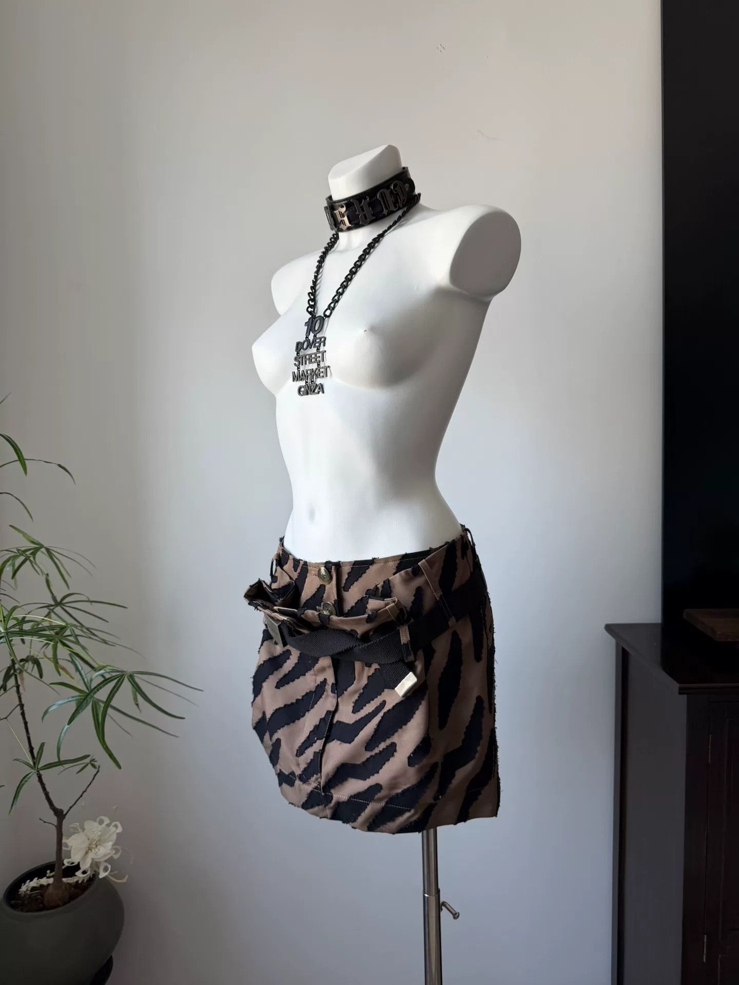 Vivienne Westwood Vivienne Westwood Animal Print Mini Skirt Size 38" / US 16 / IT 52 - 2 Thumbnail